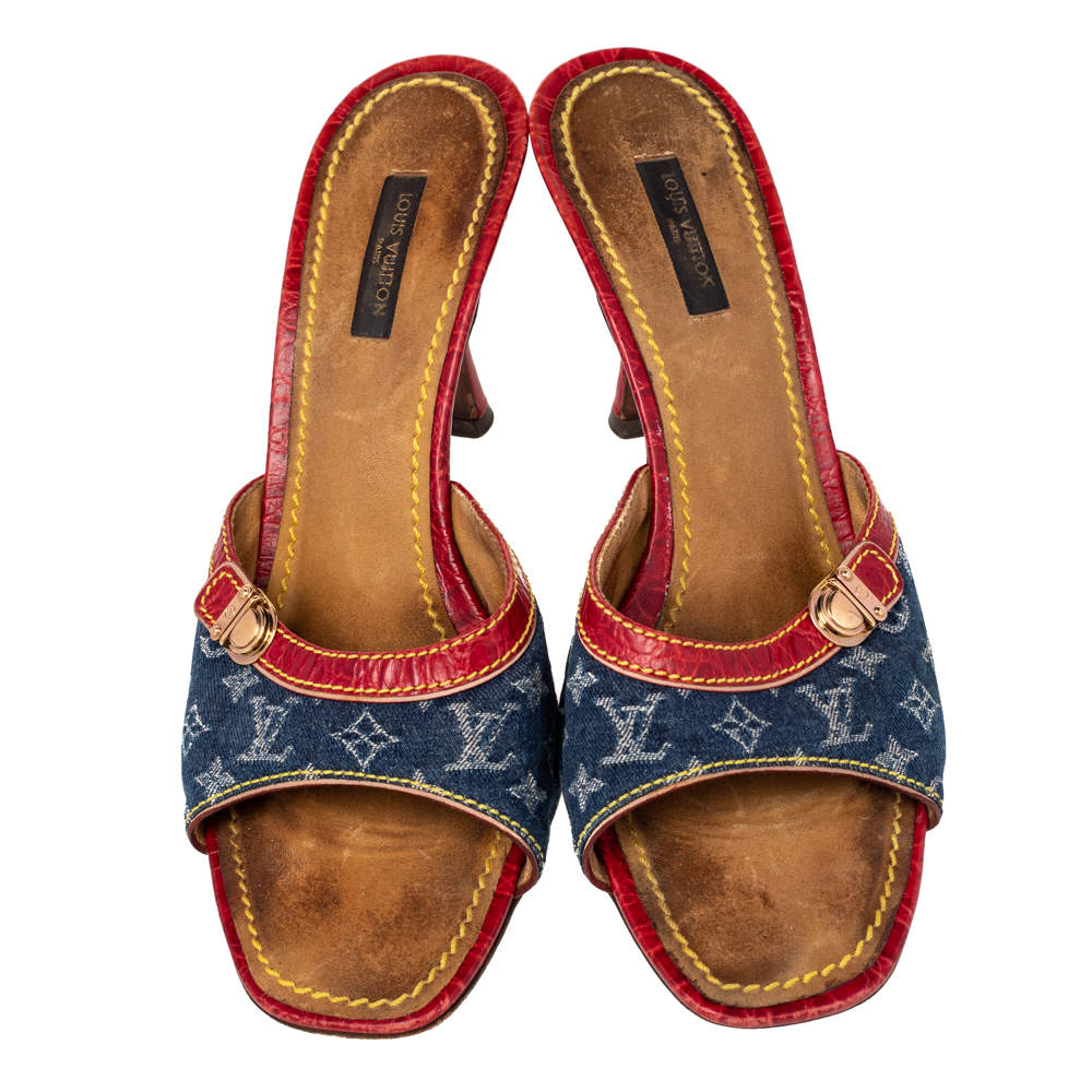 Louis Vuitton Blue/Red Monogram Denim and Crocodile Mule Sandals Size 37.5  Louis Vuitton