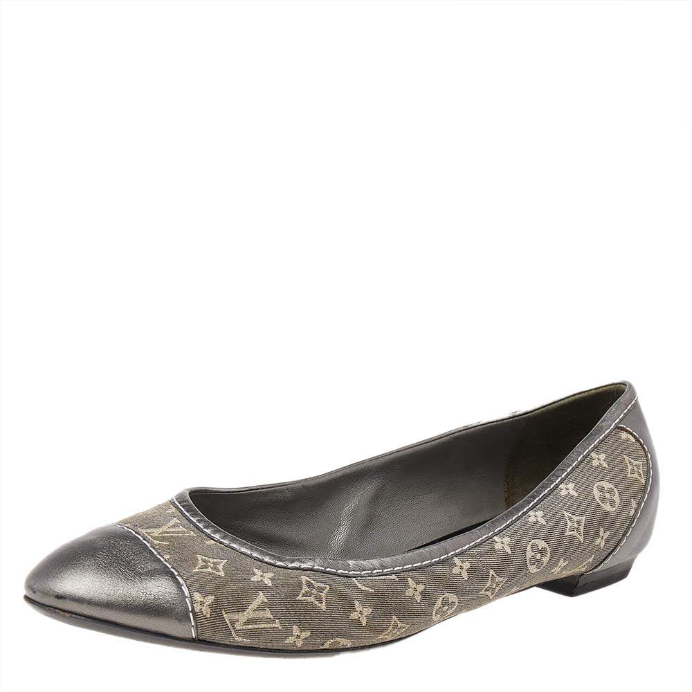 Louis Vuitton Metallic Grey Monogram Canvas and Leather Ballet Flats Size 37.5