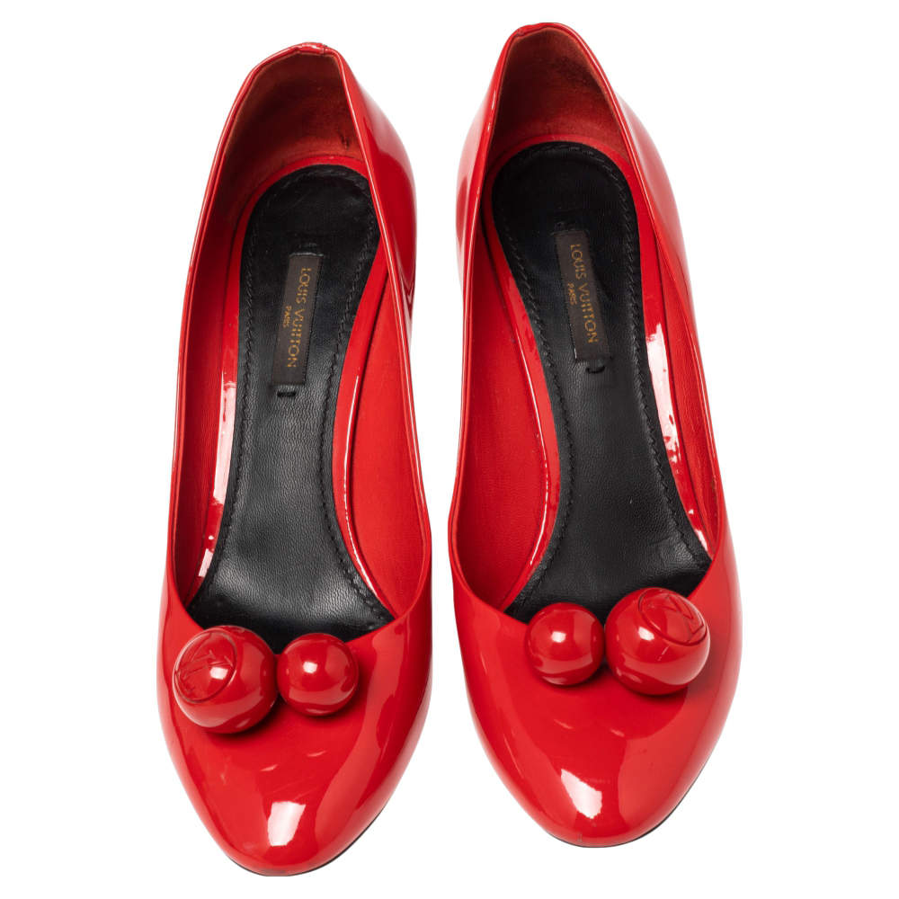 5990-13 L V 1A0TIK Red Patent Leather Betty Pumps Size: 38.5 Heels