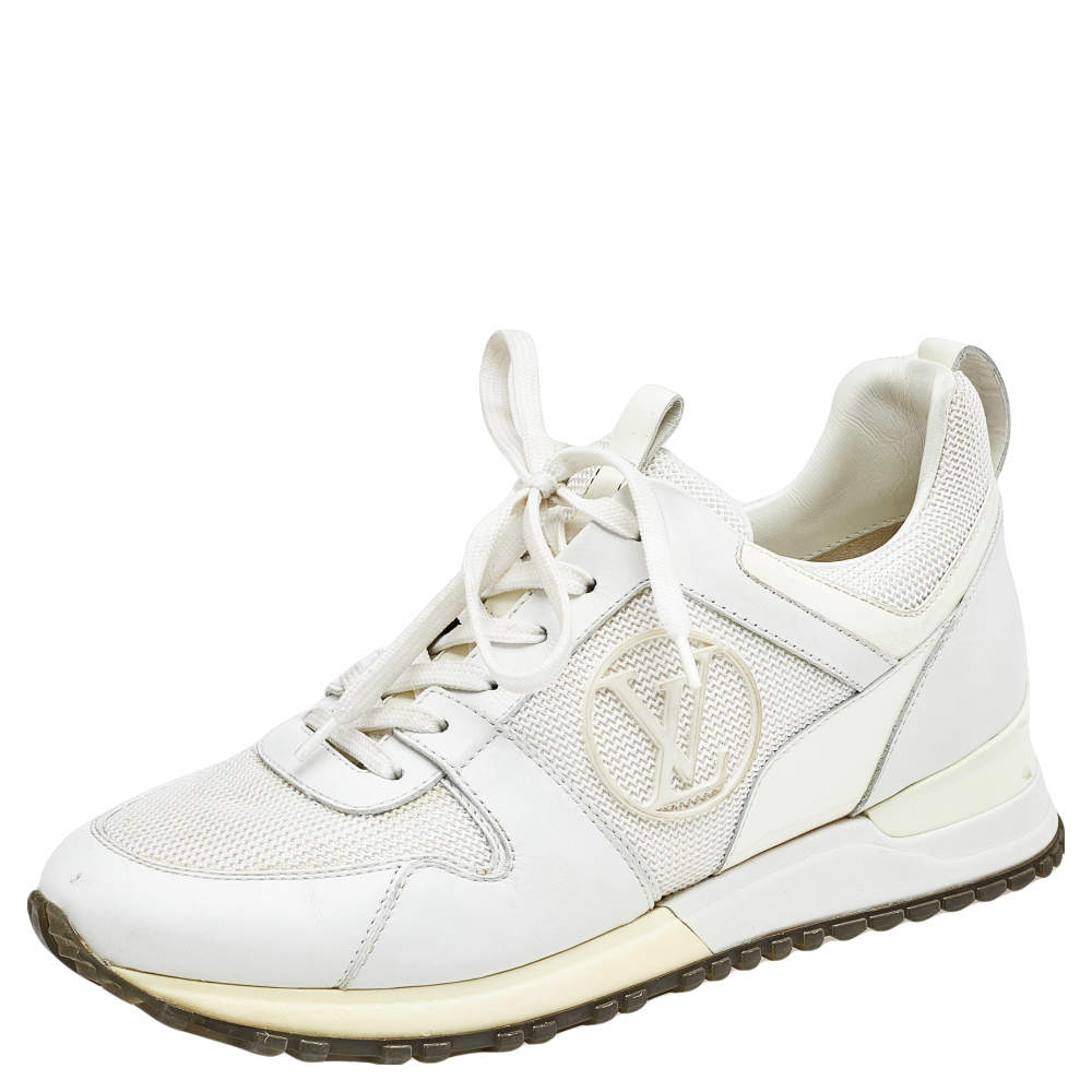 مملوكة مسبقًا Louis Vuitton White Mesh, Patent Leather, And Leather Run Away Low Top Sneakers Size 37