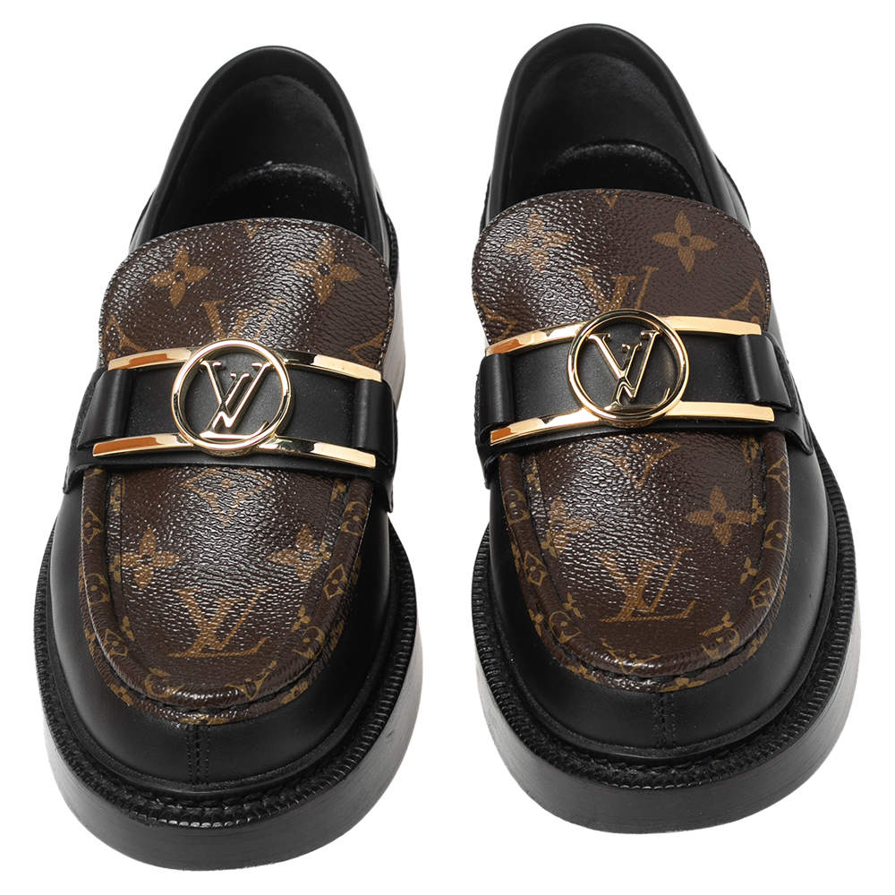 Louis Vuitton® LV X Yk Academy Loafer Black. Size 36.0 in 2023
