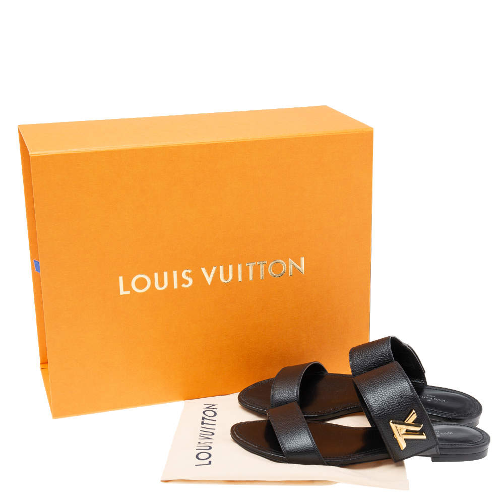 Louis Vuitton Black Leather Horizon Flat Slides Size 39 at 1stDibs  black  louis vuitton slides, louis vuitton black slides, louis vuitton black  slippers