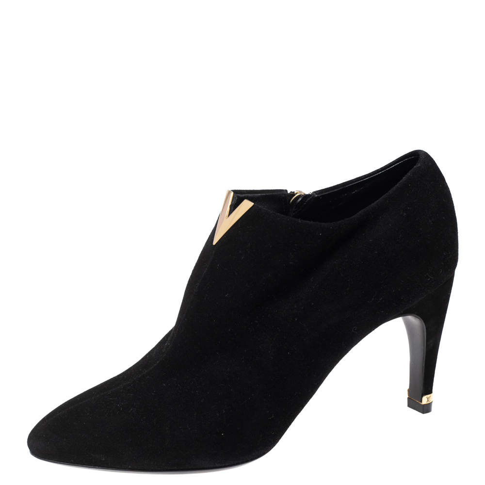 Pre Owned Louis Vuitton Black Suede V Bahiana Booties Size 38