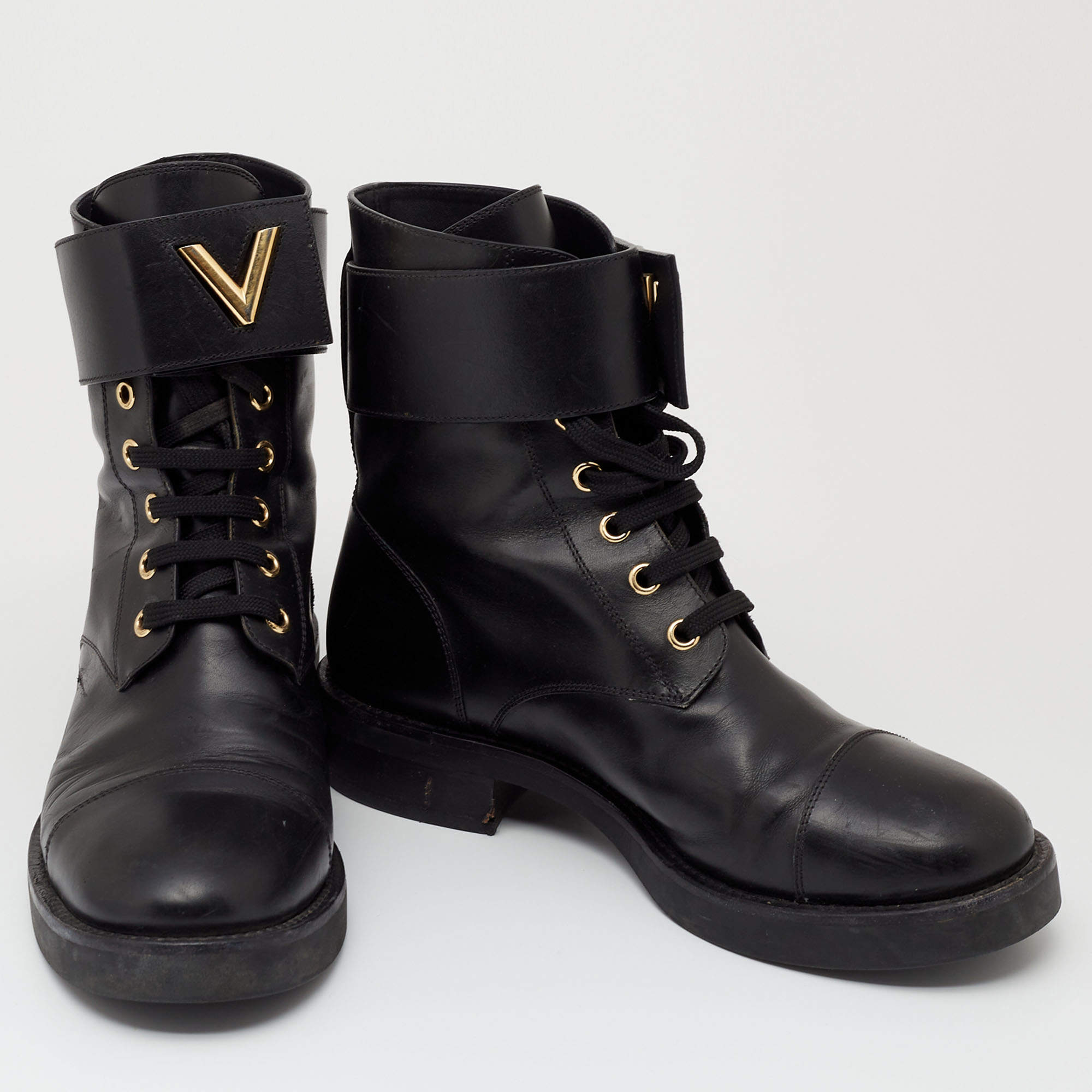 Louis Vuitton Black Leather Wonderland Ranger Ankle Length Combat