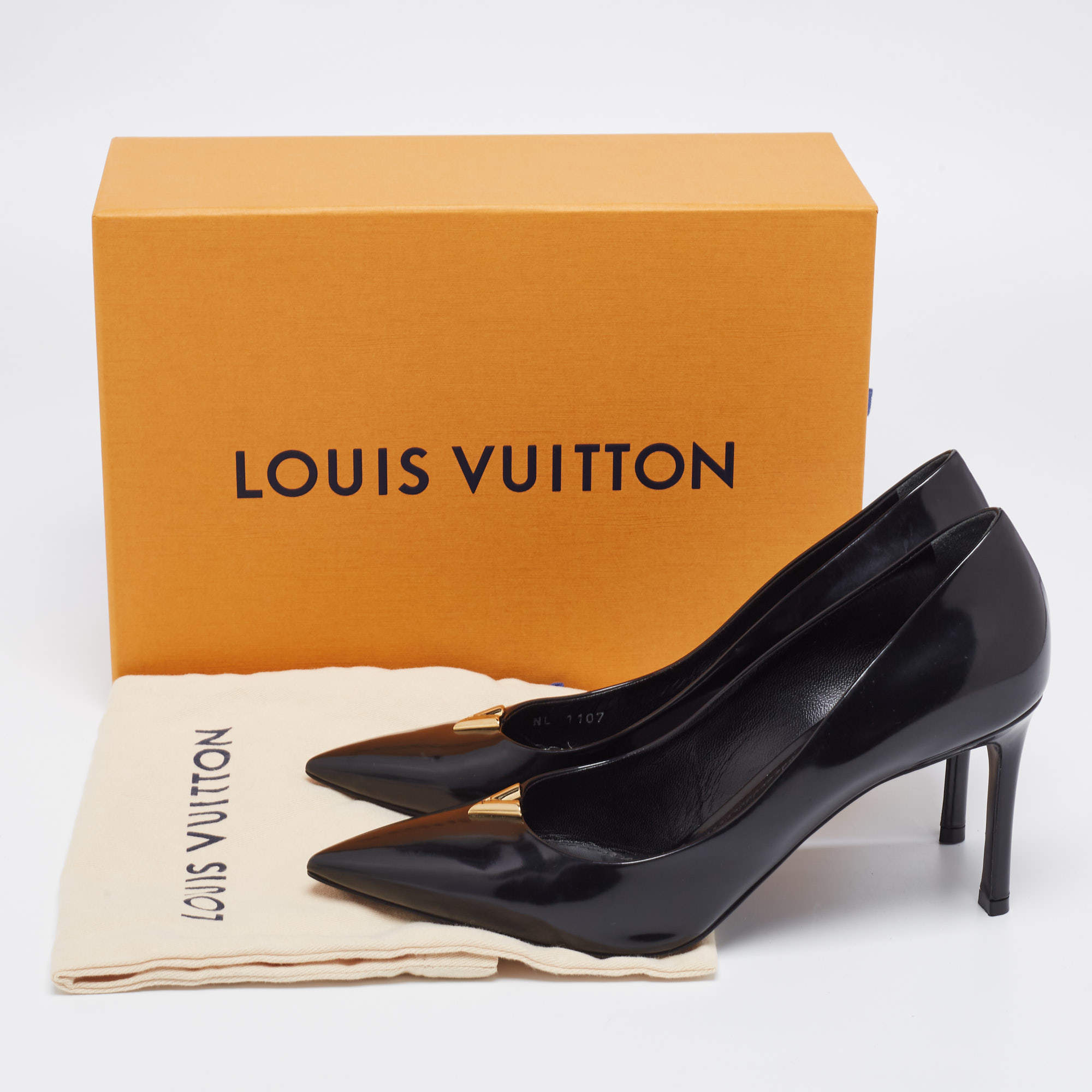 Louis Vuitton Cherie Pump Monogram Size 41 for Sale in New York