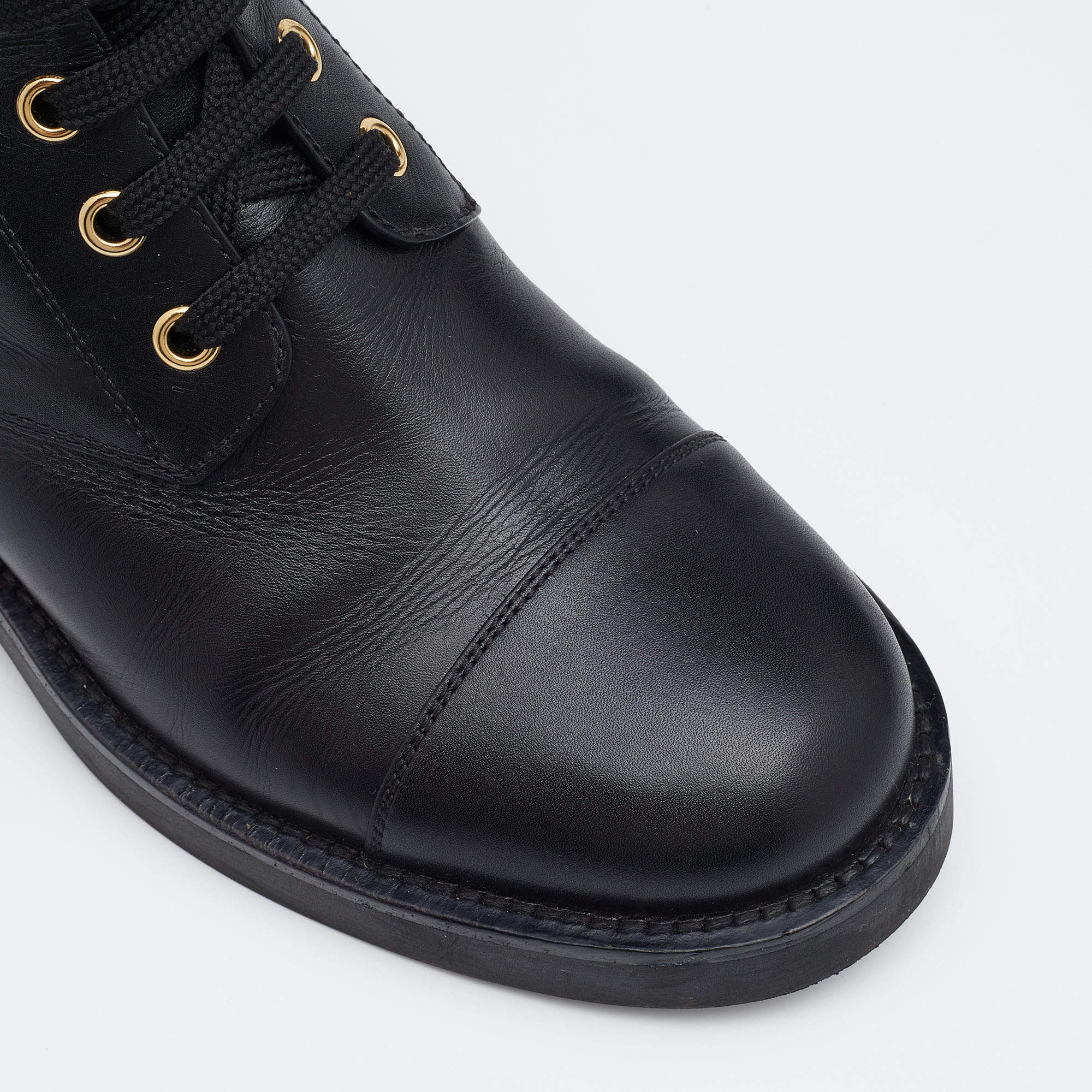 Louis Vuitton Black Leather Wonderland Ranger LV Twist Boots Size 10.5/41 -  Yoogi's Closet