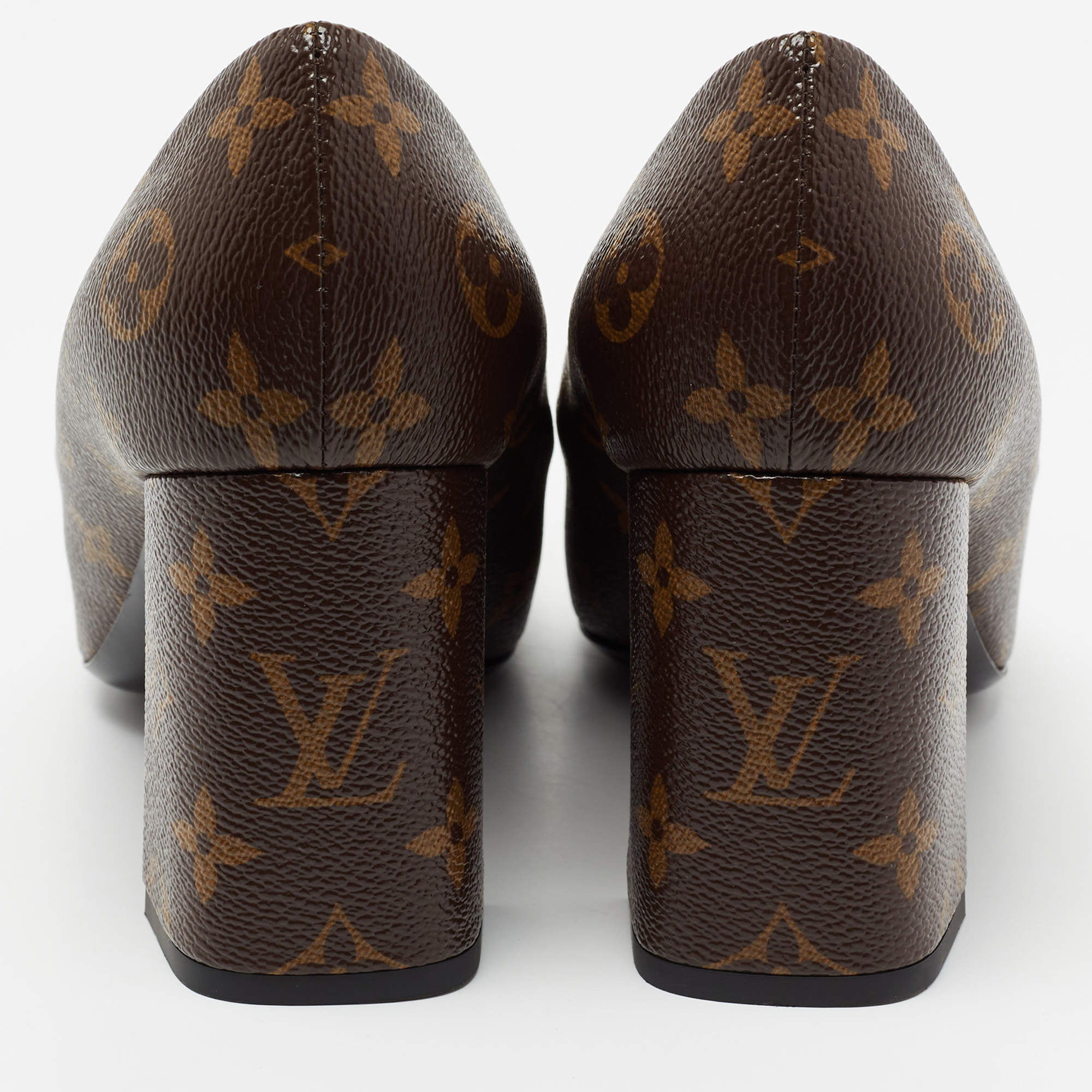 Cloth heels Louis Vuitton Brown size 40 EU in Cloth - 30646057