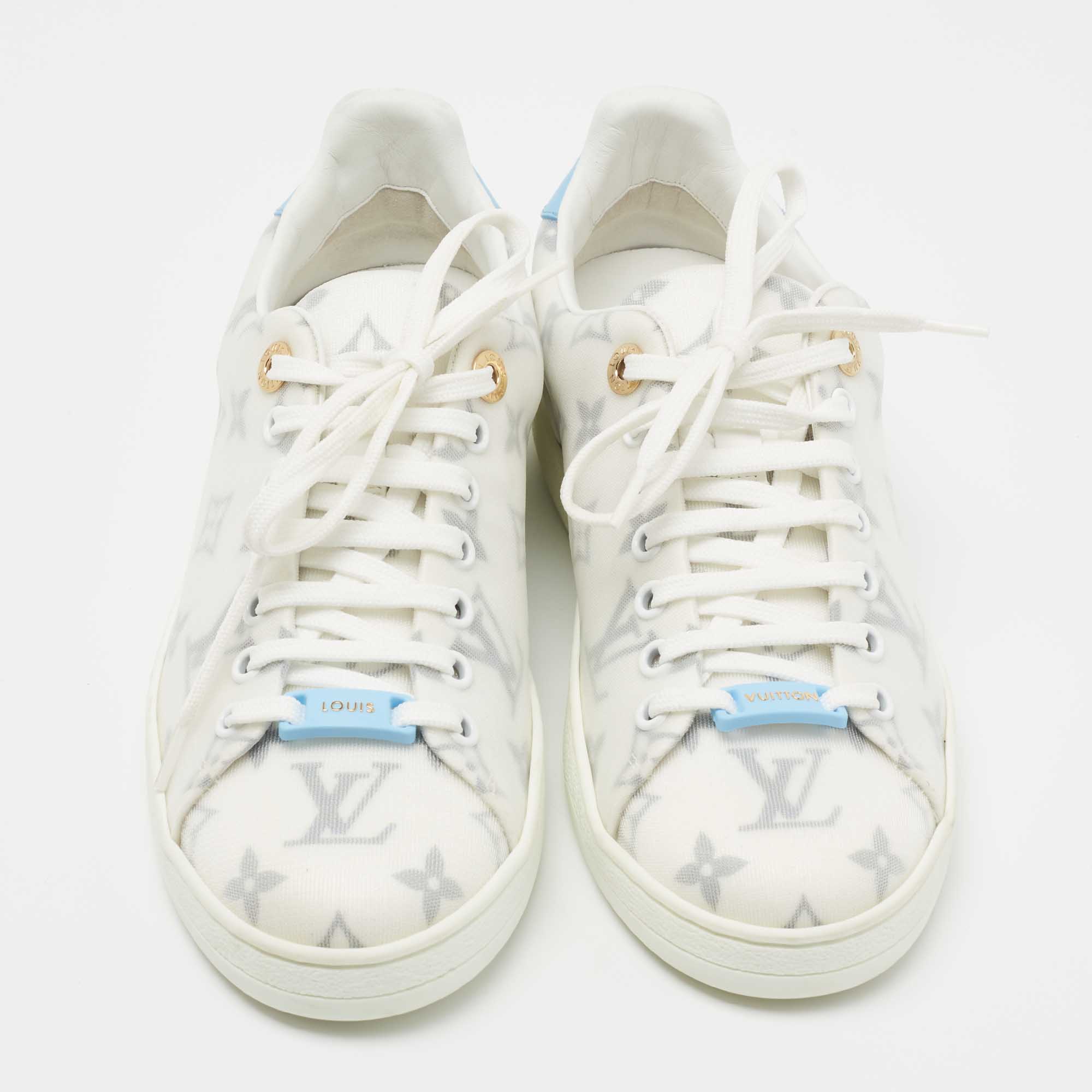 Louis Vuitton White/Blue Monogram Mesh and Leather Match Up
