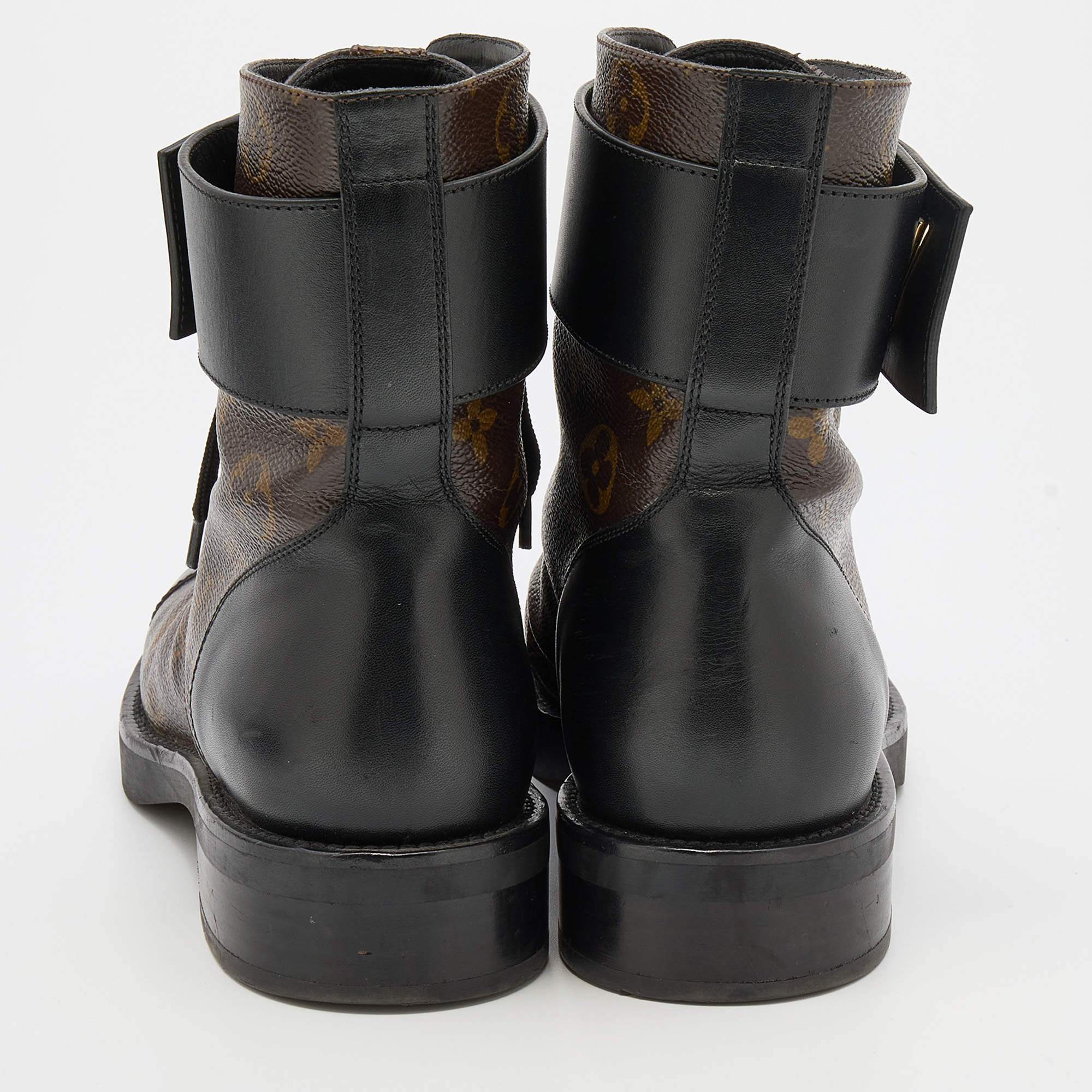Louis Vuitton Monogram Canvas/Leather Wonderland Ranger LV Twist Boots Size  9.5/40 - Yoogi's Closet