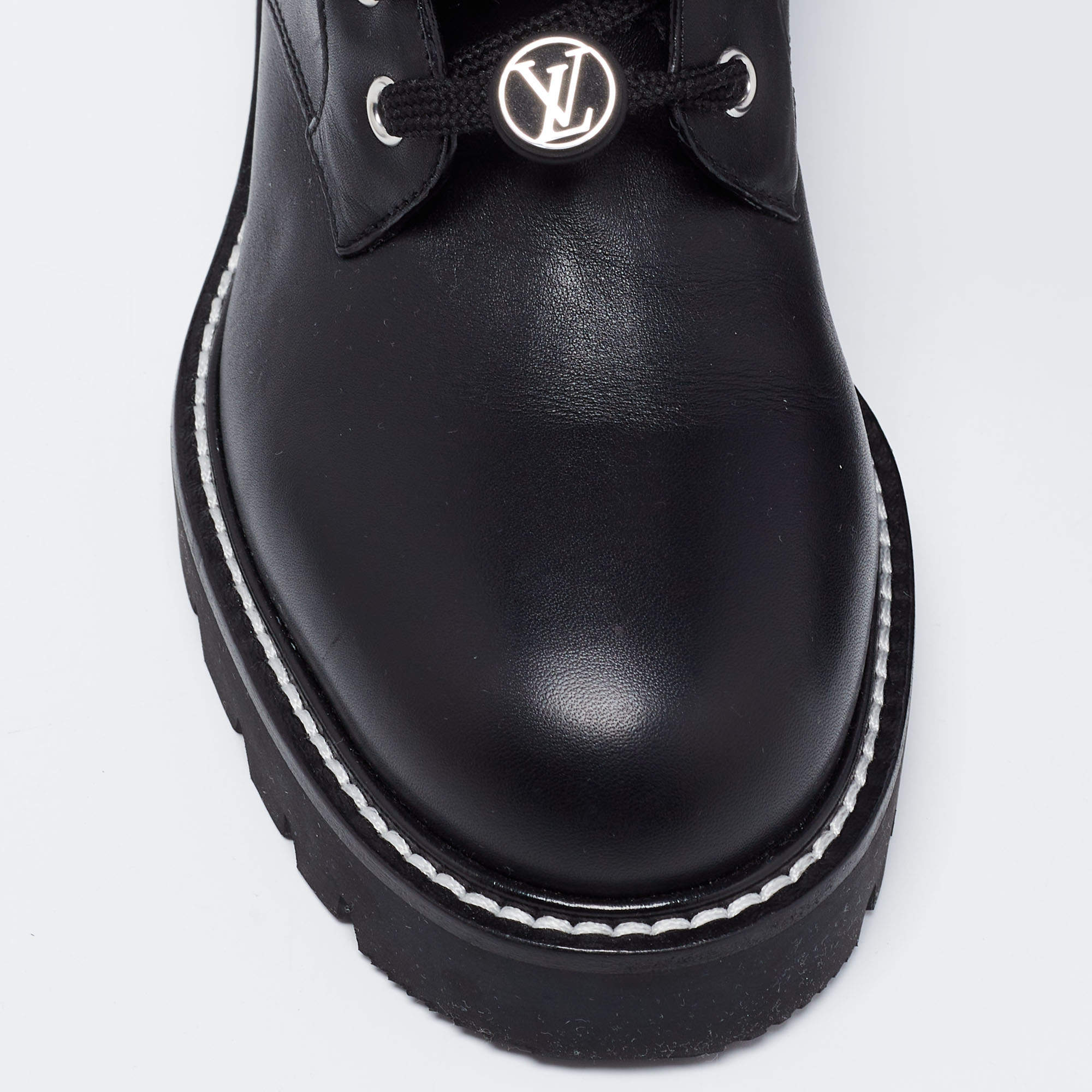 Leather boots Louis Vuitton Black size 37 EU in Leather - 37699816