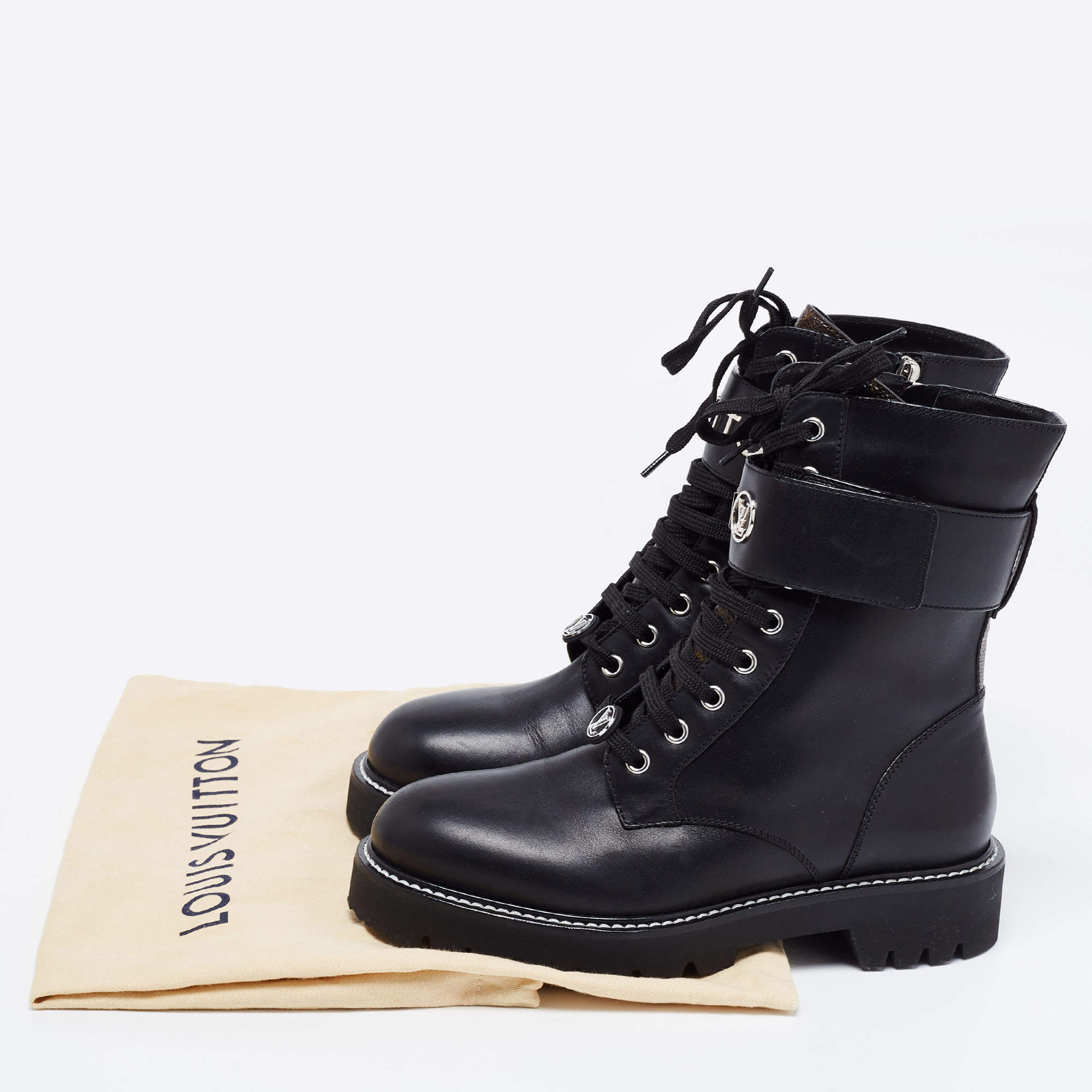 Cloth ankle boots Louis Vuitton Black size 37 EU in Cloth - 29097933