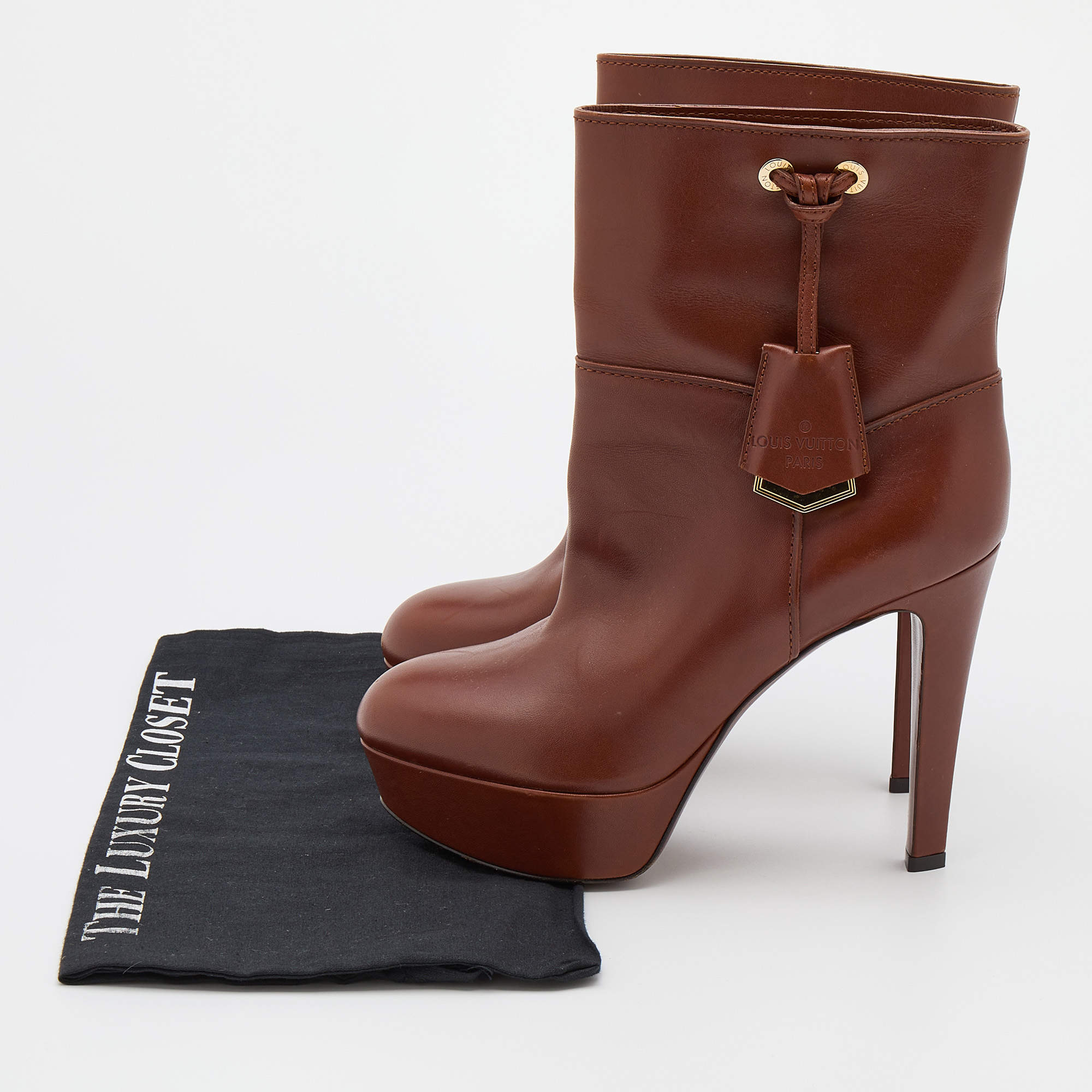 FENDI Monogram Women’s Black Leather Heels Shoes Size 37 Brand New Authentic