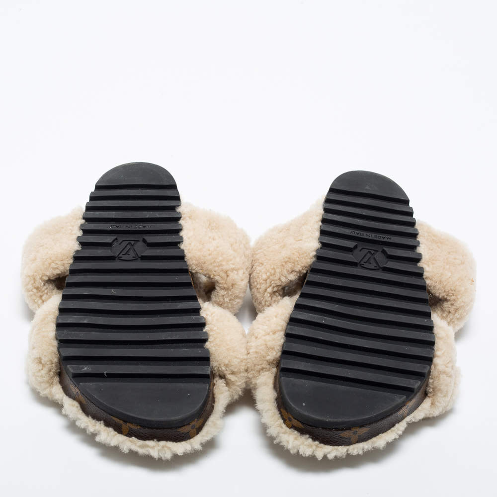 Louis Vuitton Shearling Printed Slides - Neutrals Sandals, Shoes -  LOU767540