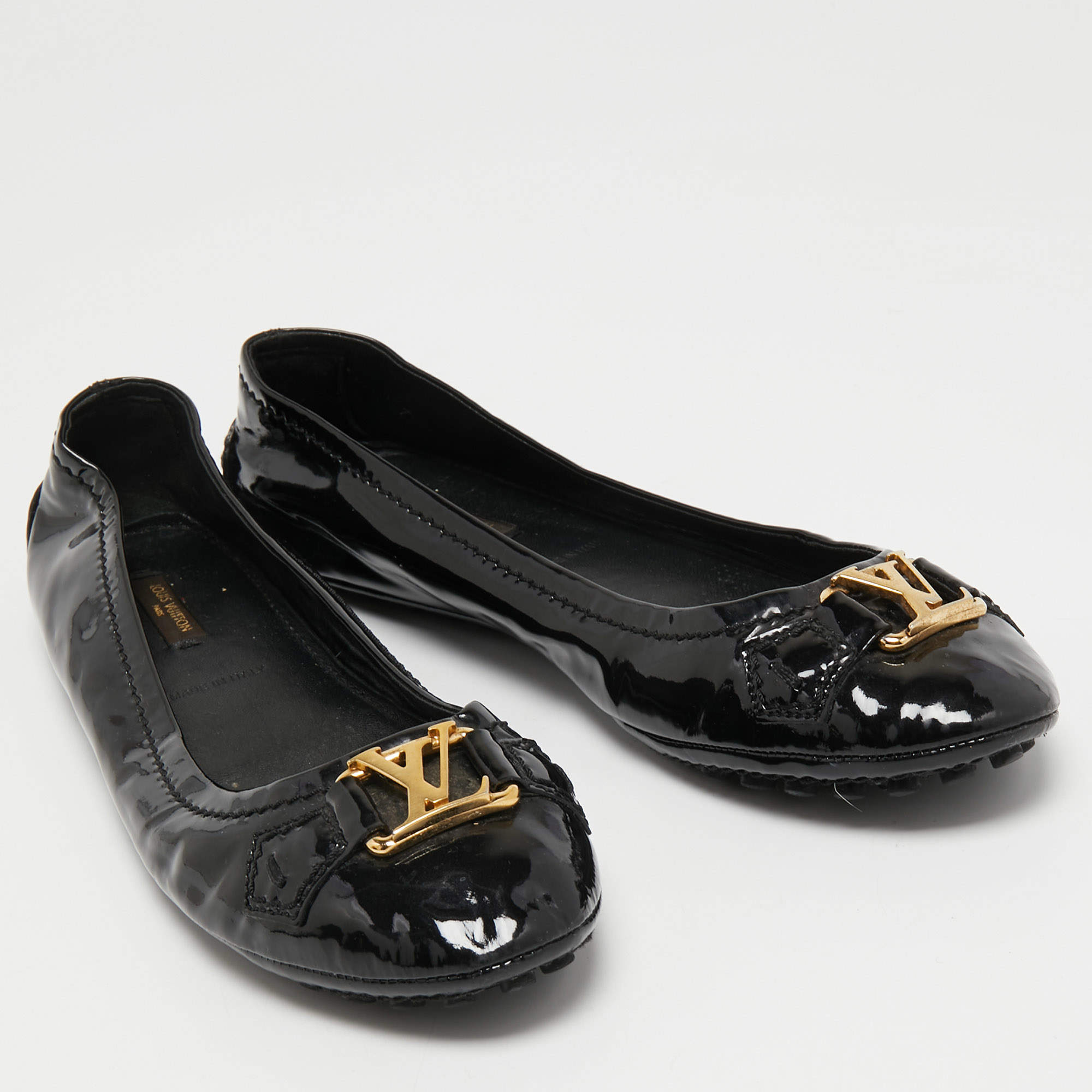 Louis Vuitton Gold Patent Leather Oxford Ballet Flats Size 36 For