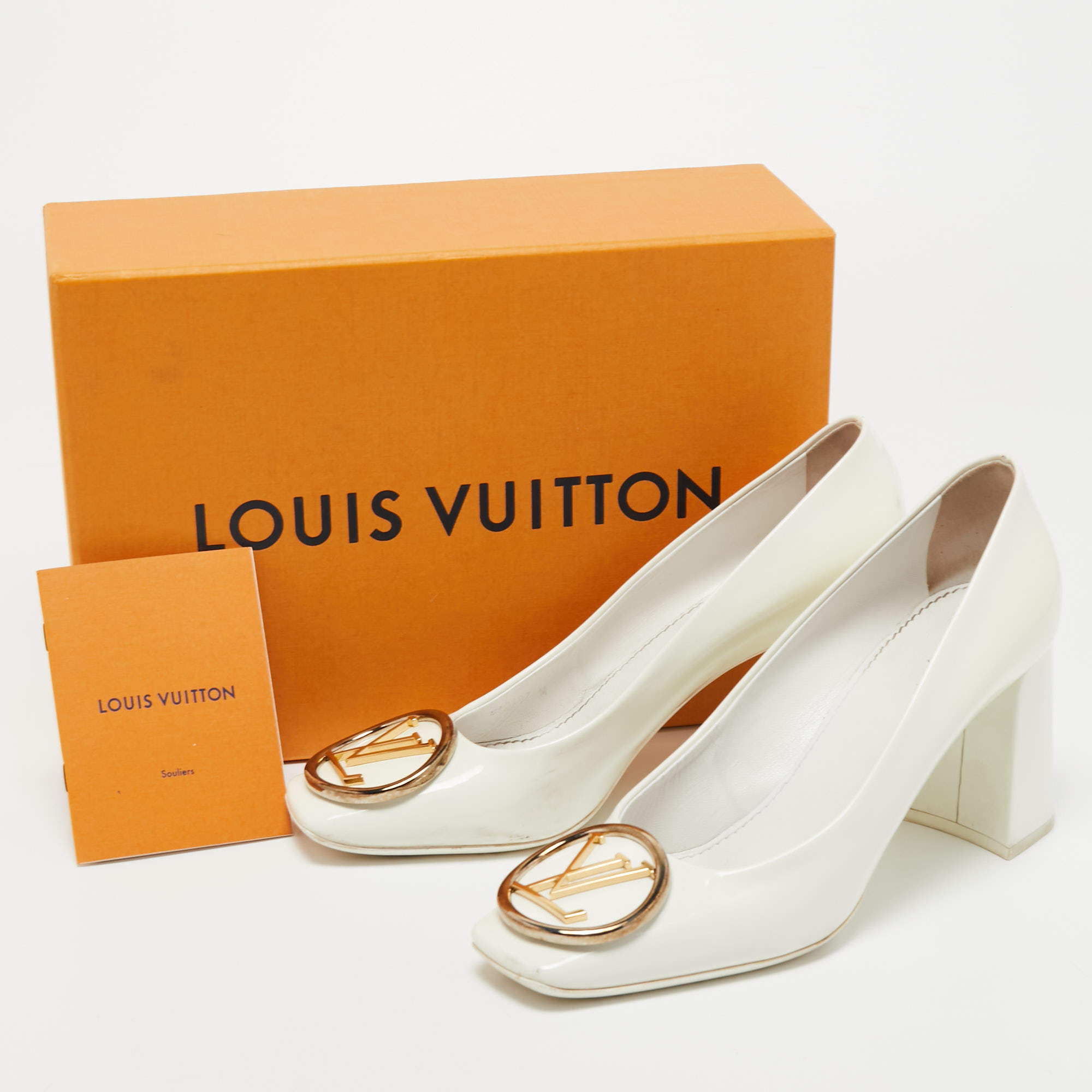 Louis Vuitton White Patent Leather Madeleine Pumps Size 39 Louis Vuitton