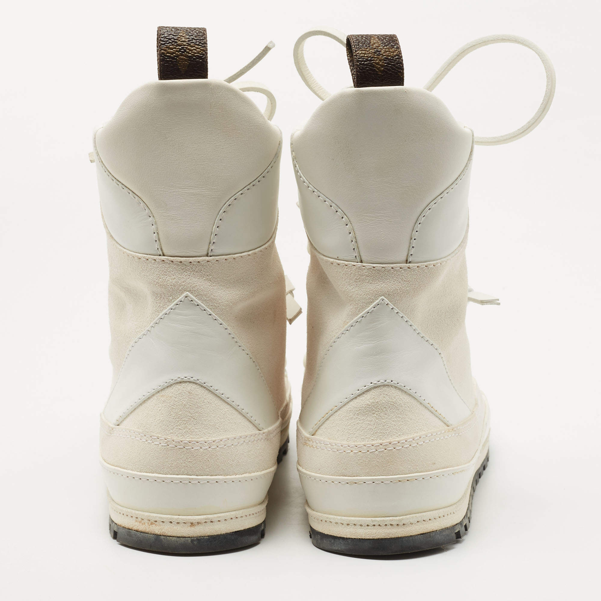 Pre-owned Louis Vuitton White/cream Suede And Leather High Top