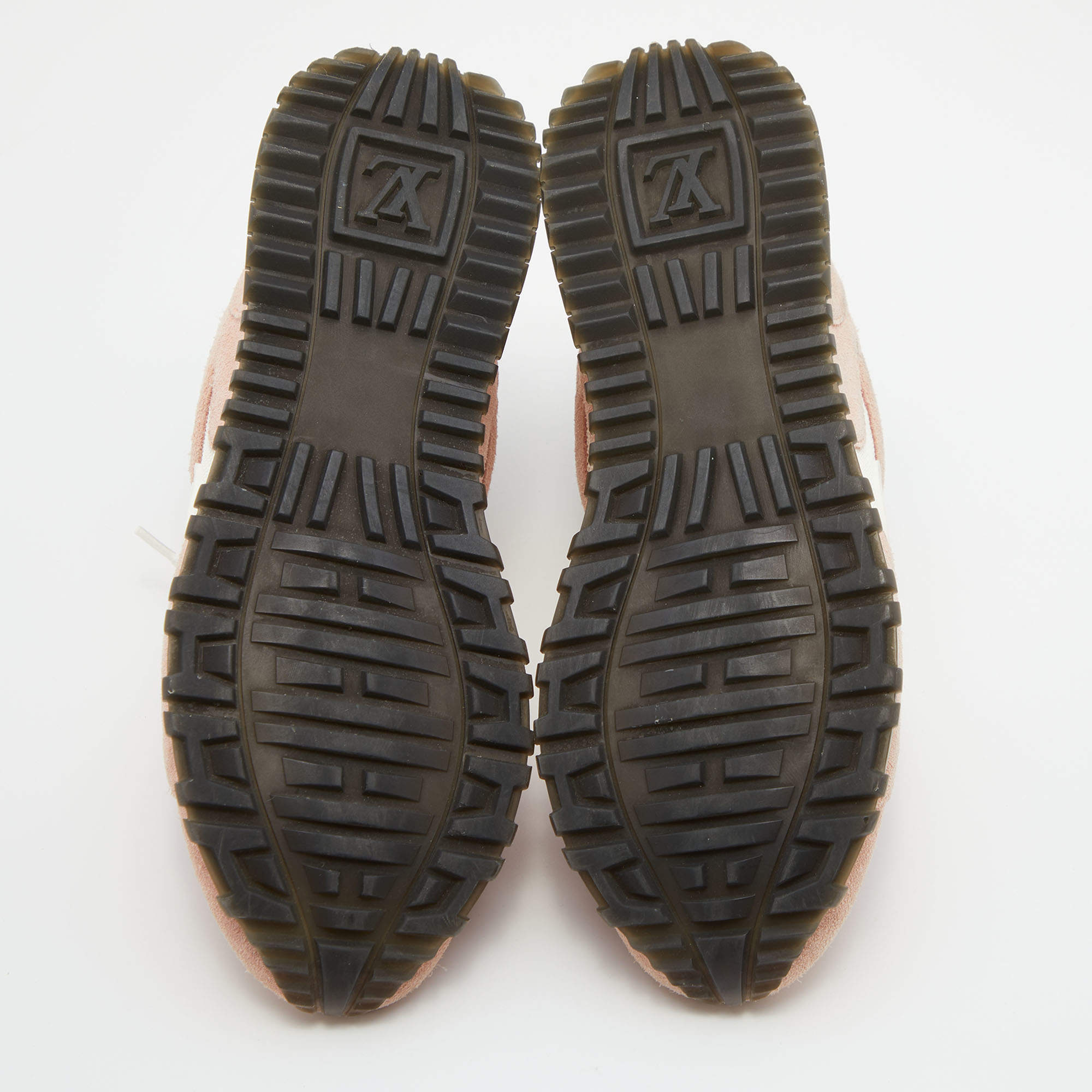 Louis Vuitton women's sneakers Dark grey Cloth ref.101340 - Joli Closet