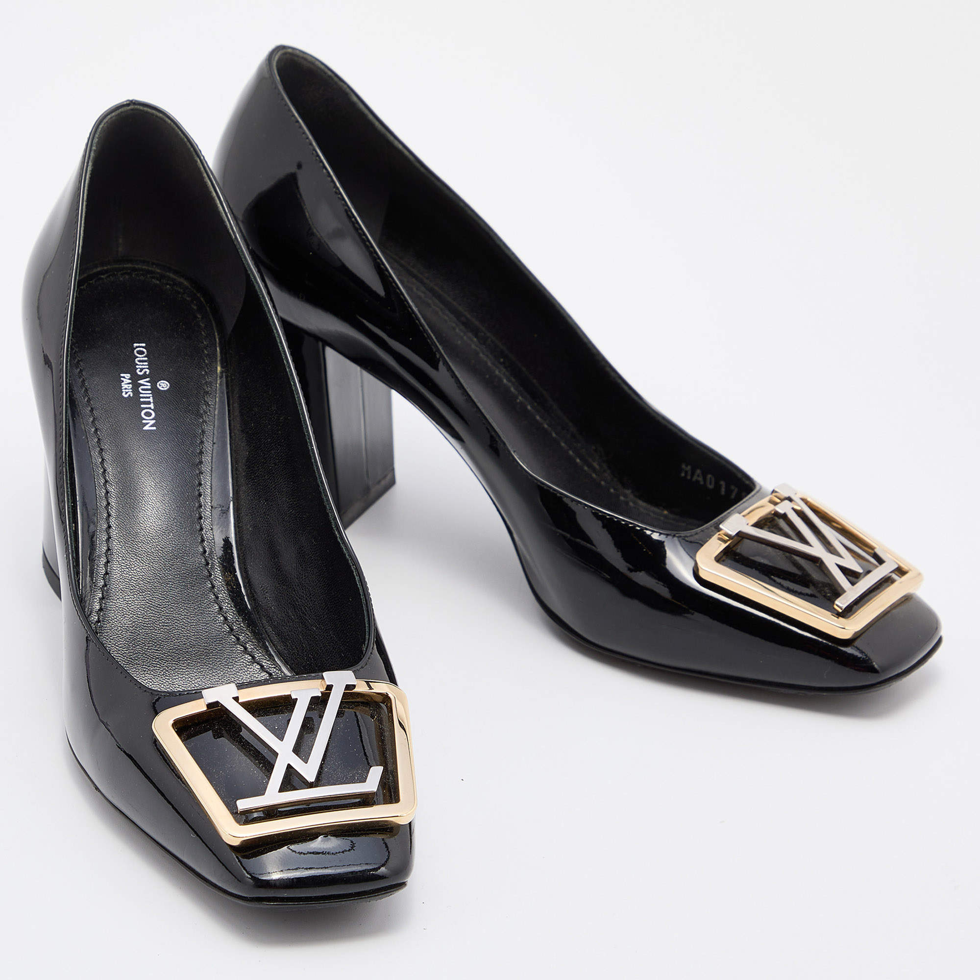 Louis Vuitton Black Patent Leather Madeleine Slingback Pumps Size