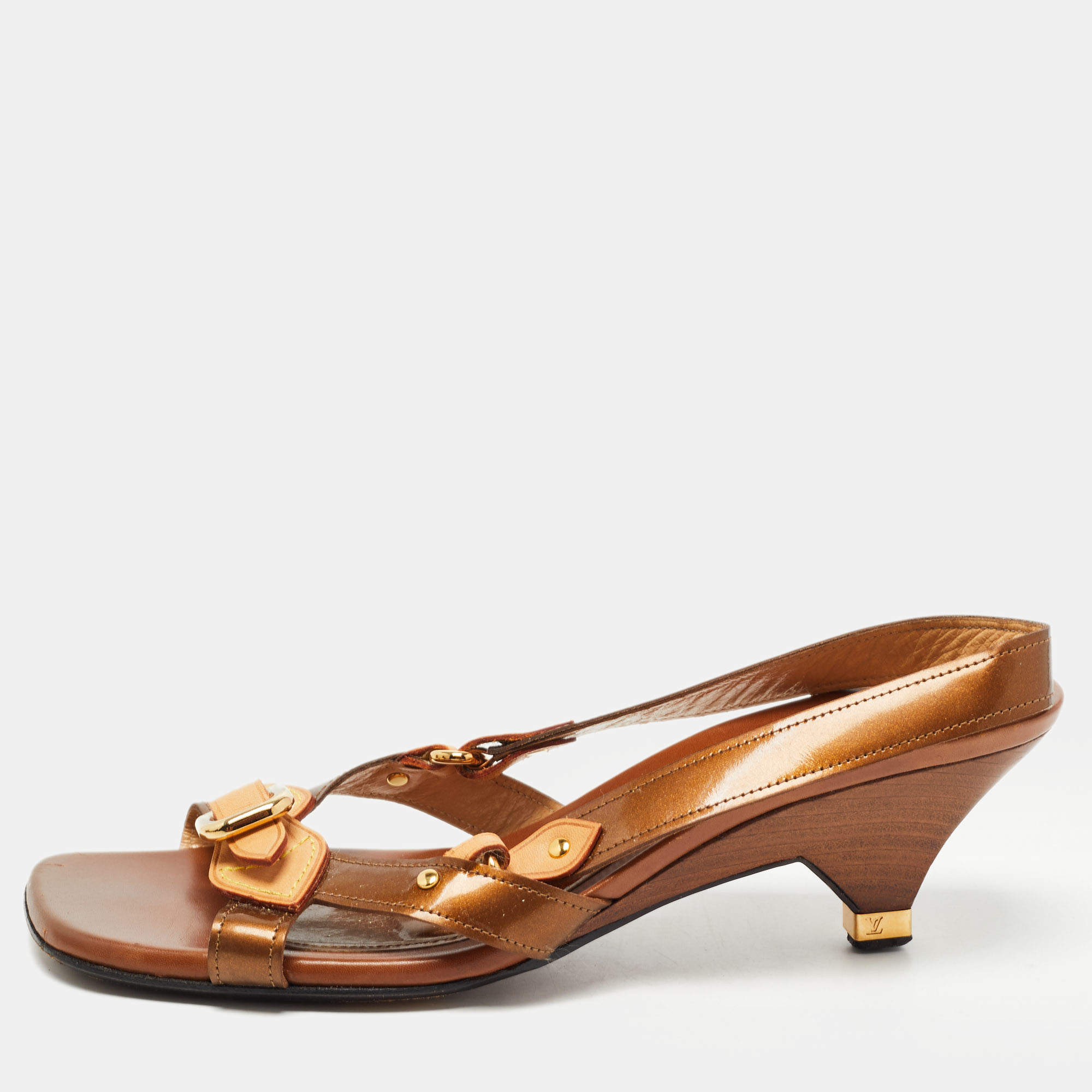 Pre Owned Louis Vuitton Bronze/Tan Patent And Leather Buckle Slingback Sandals Size 36.5