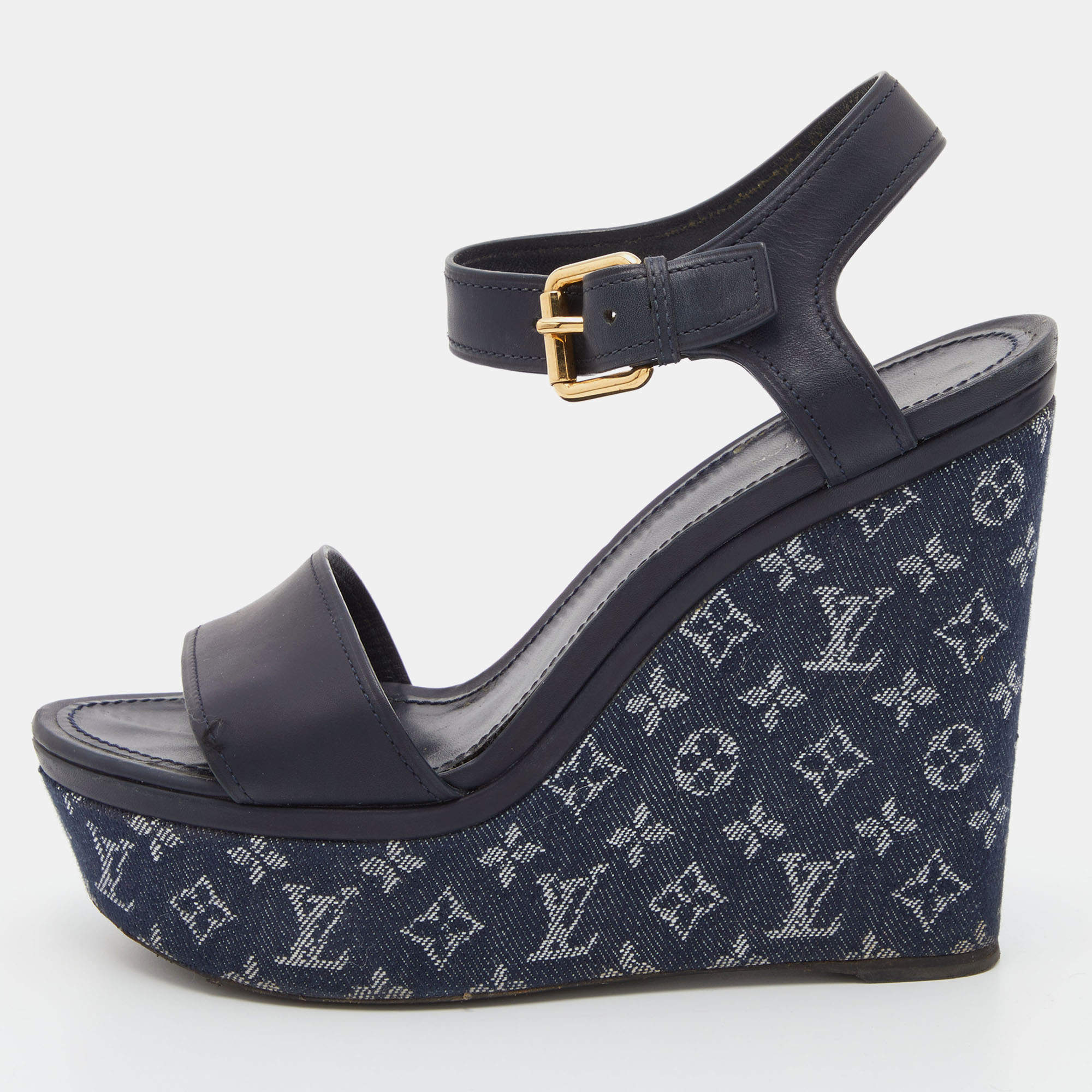 Sold at Auction: Louis Vuitton Monogram Sneakers Navy Blue High Top Zip -  Womens 38.5 - 8.5