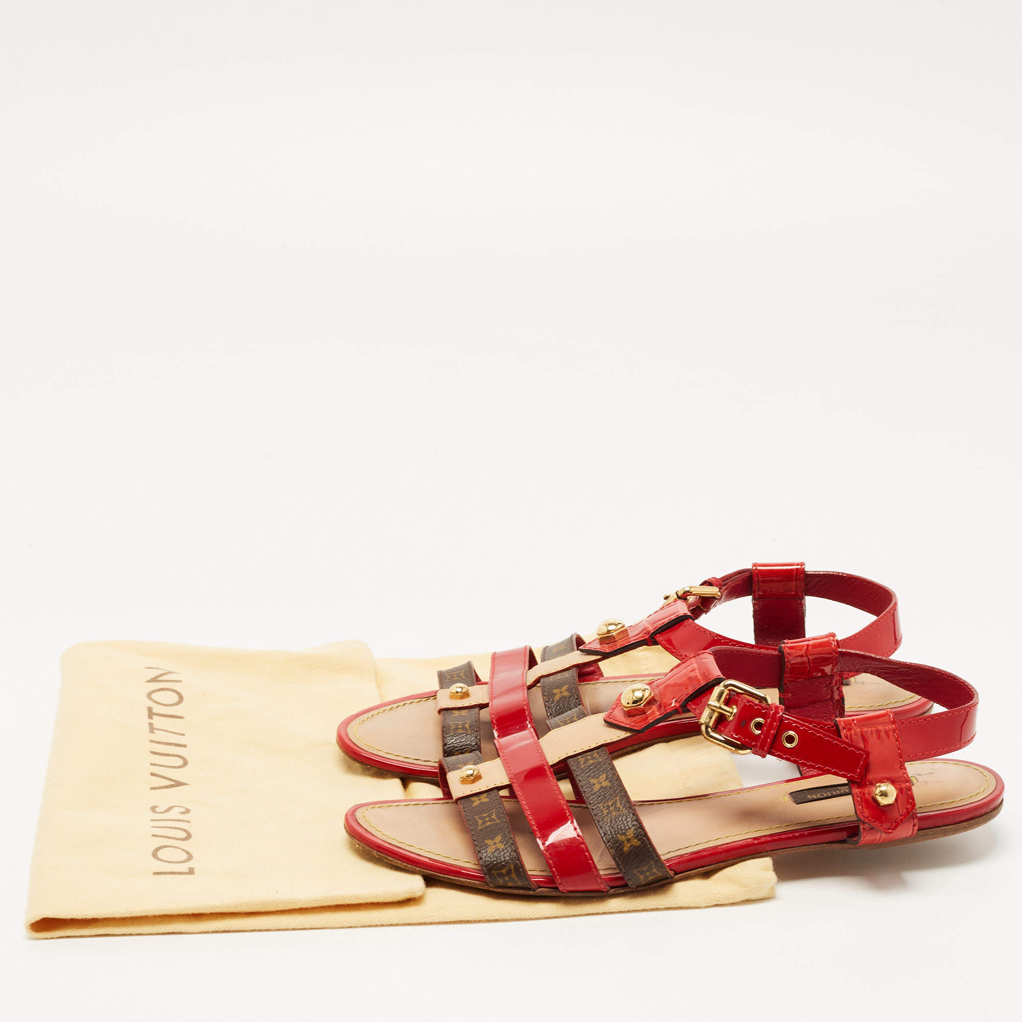 Louis Vuitton Red/Brown Patent Leather and Monogram Canvas Flat Sandals  Size 37 Louis Vuitton