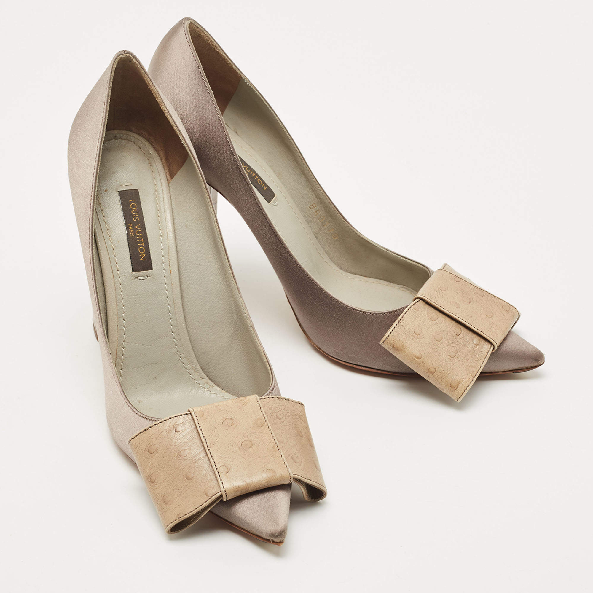Louis Vuitton Grey/Beige Satin and Embossed Ostrich Beauty Bow Pumps Size  38.5 - ShopStyle
