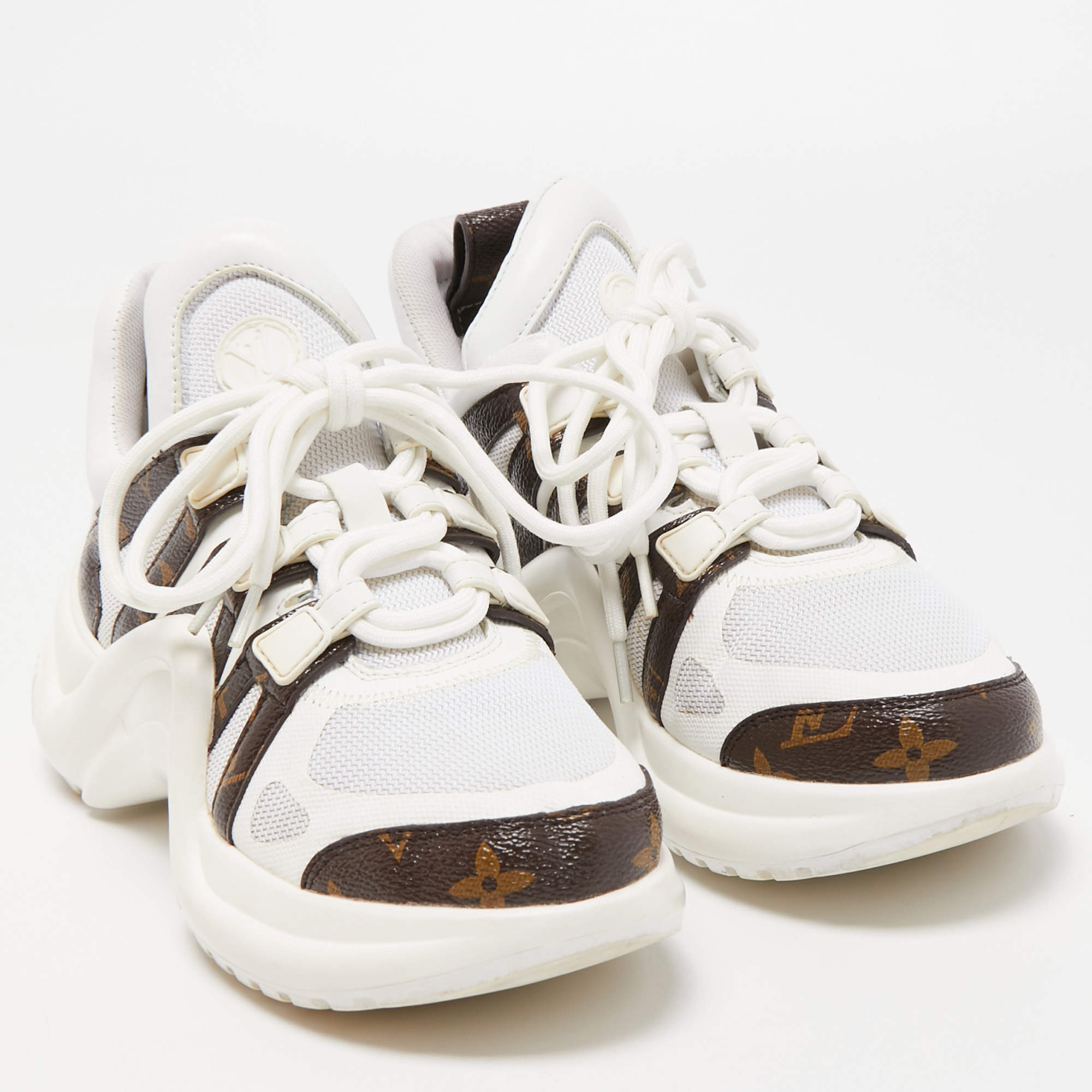 Louis Vuitton White/Gold Nylon and Foil Leather Arclight Low Top