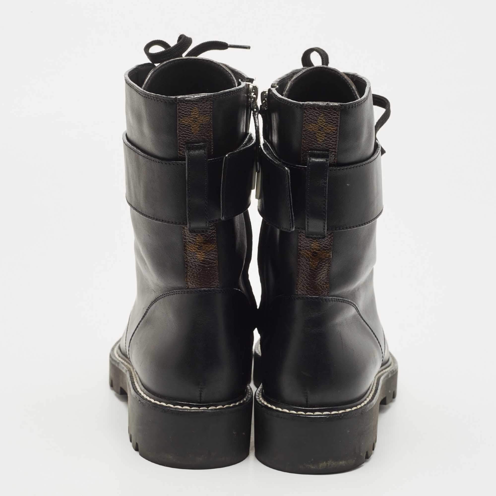 Louis Vuitton Leather Combat Boots - Black Boots, Shoes - LOU802542