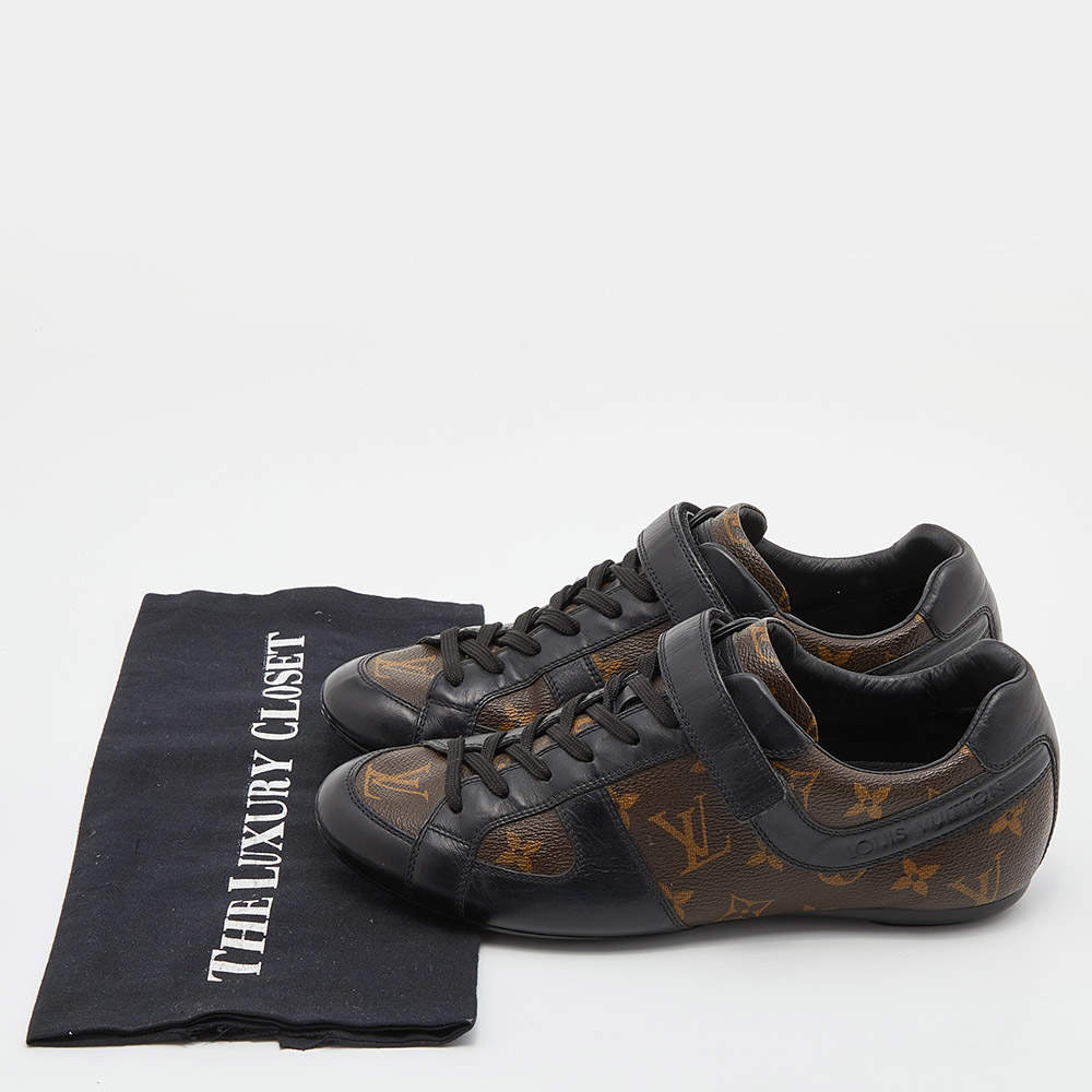 Louis Vuitton Black Leather Lace Up Sneakers Size 39 For Sale at 1stDibs