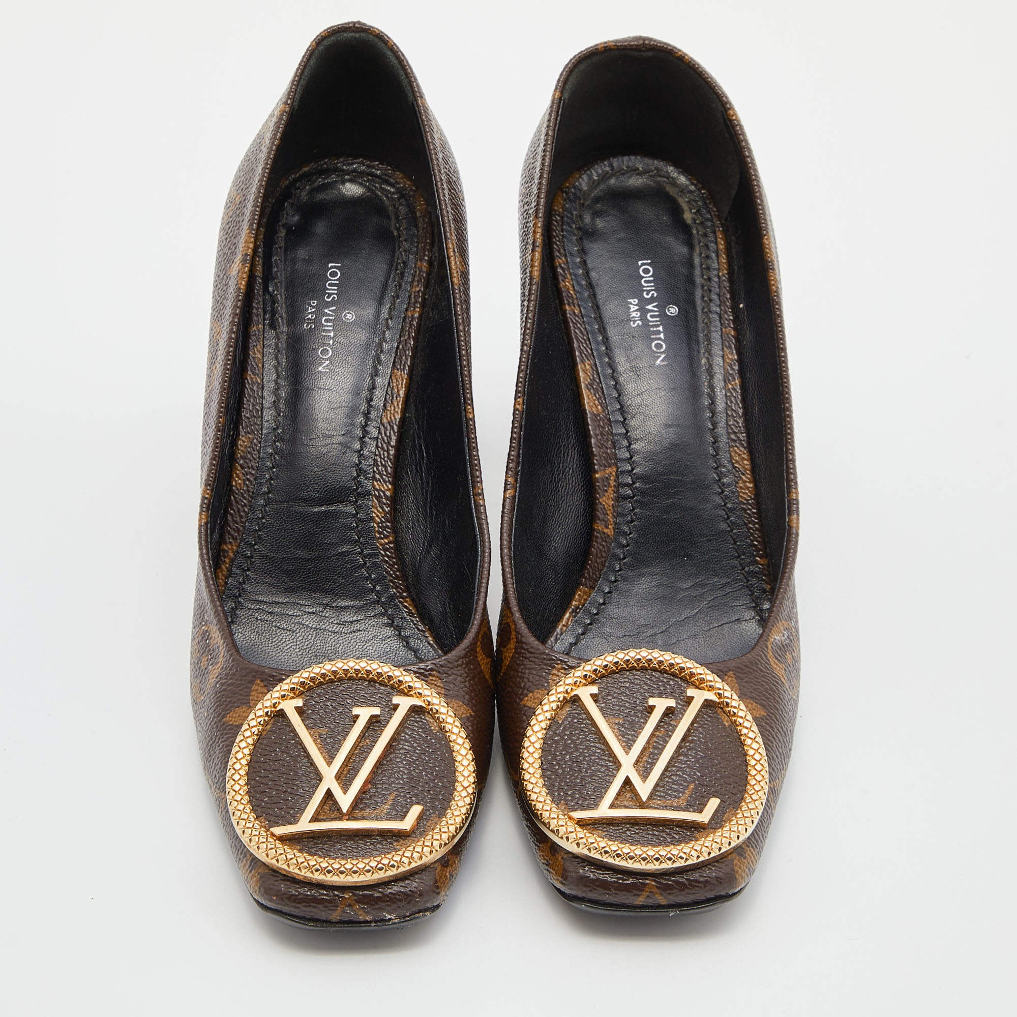 Louis Vuitton 2017-18FW Monogram Plain Toe Leather Block Heels Elegant  Style