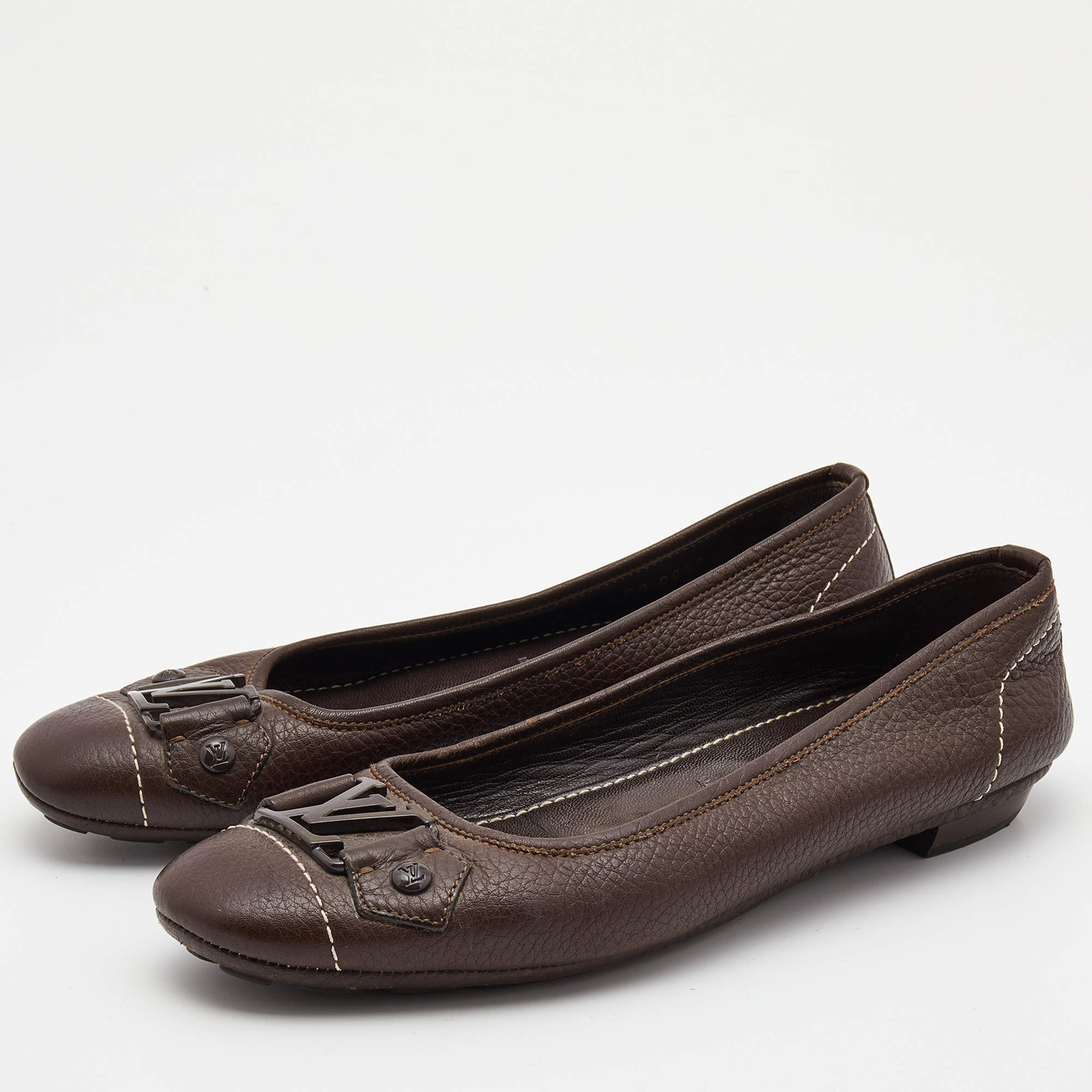 Louis Vuitton Brown Leather LV Buckle Ballet Flats Size 37.5 For