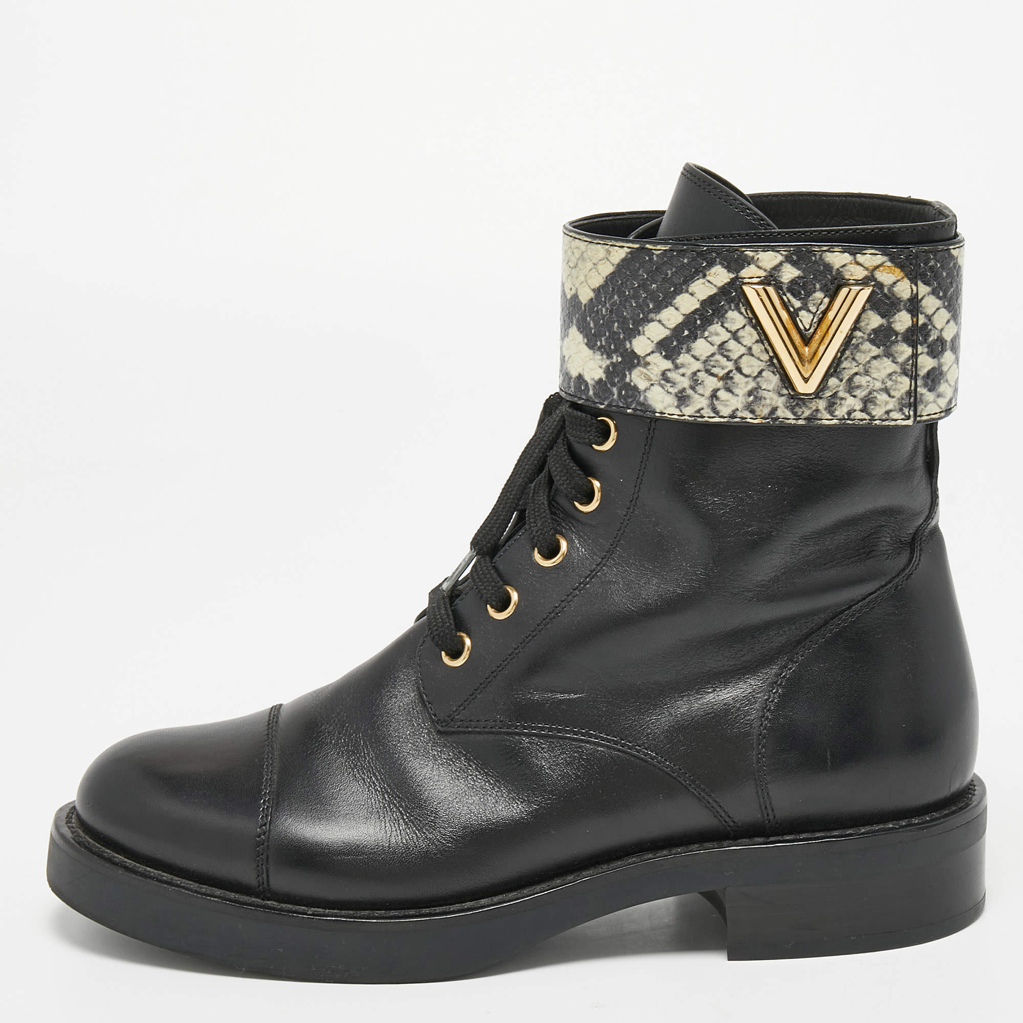 Louis Vuitton Black/Beige Leather and Python Wonderland Flat
