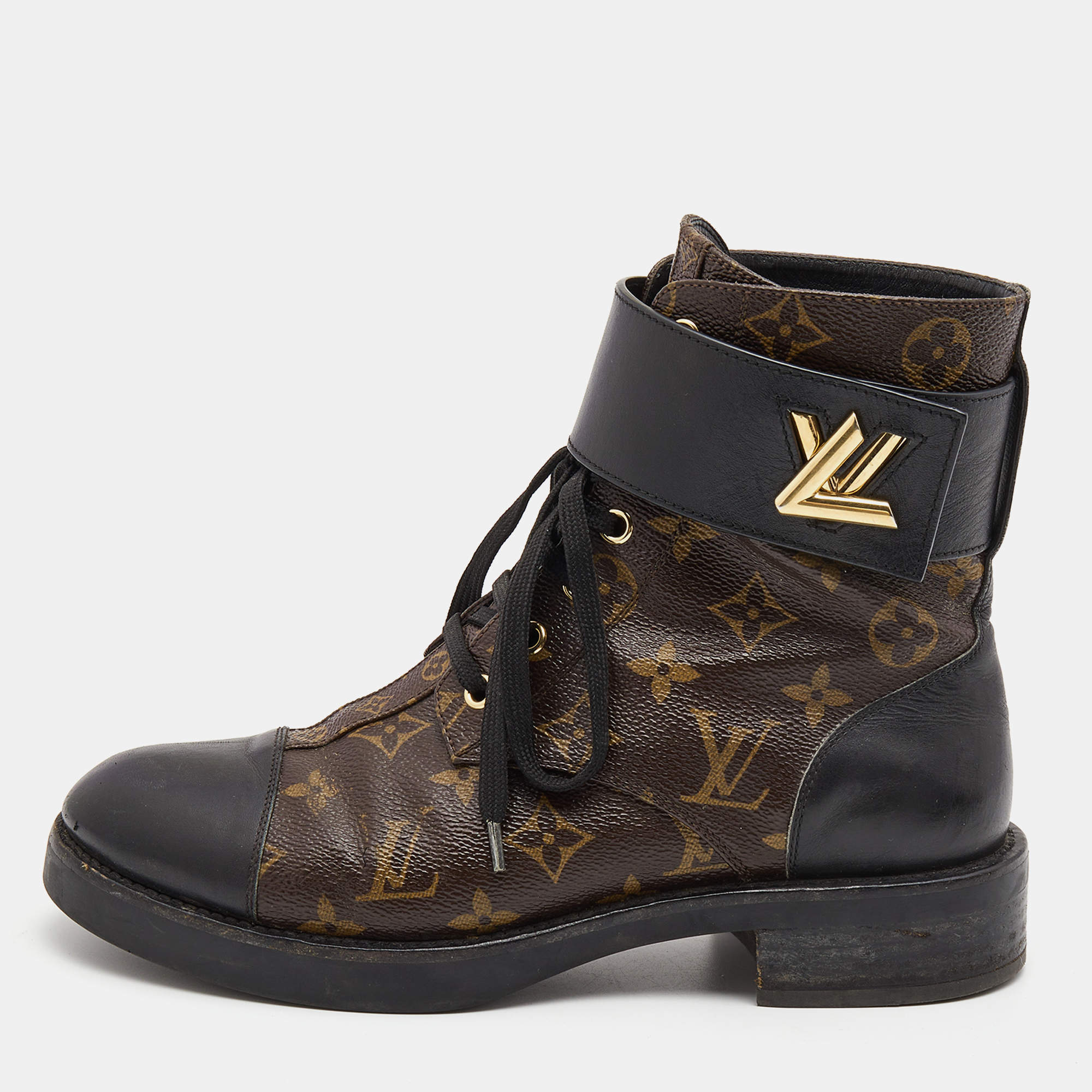 Pre-Loved Louis Vuitton Women's Black Leather Wonderland Flat Ranger Boots  For Sale at 1stDibs