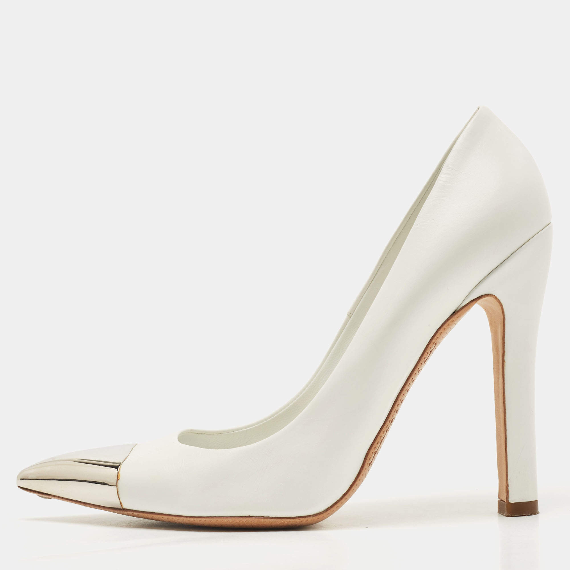 مملوكة مسبقًا Louis Vuitton White Leather Pointed Toe Pumps Size 37.5