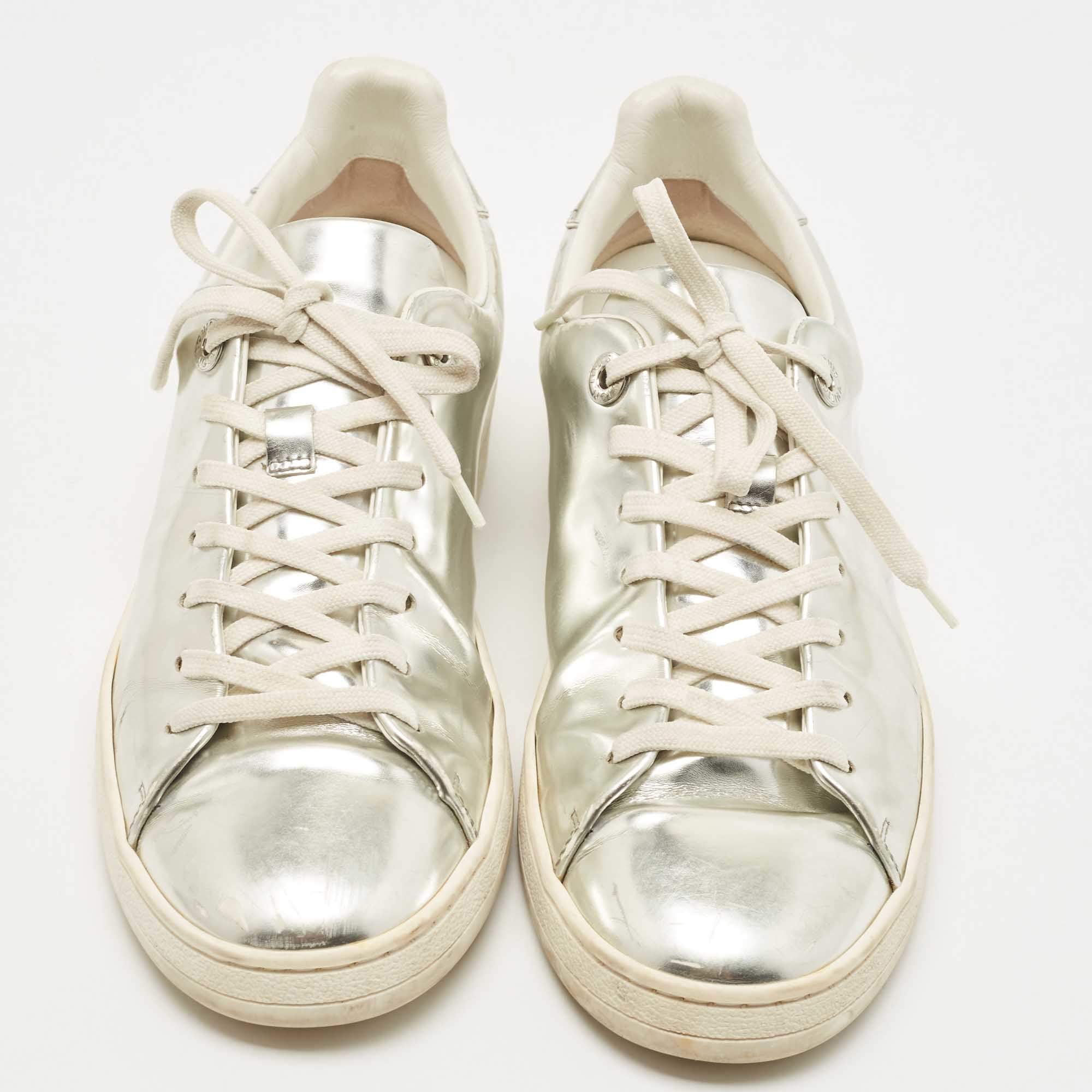 LOUIS VUITTON Front Low Line Glitter Sneakers Leather 38.5 Silver