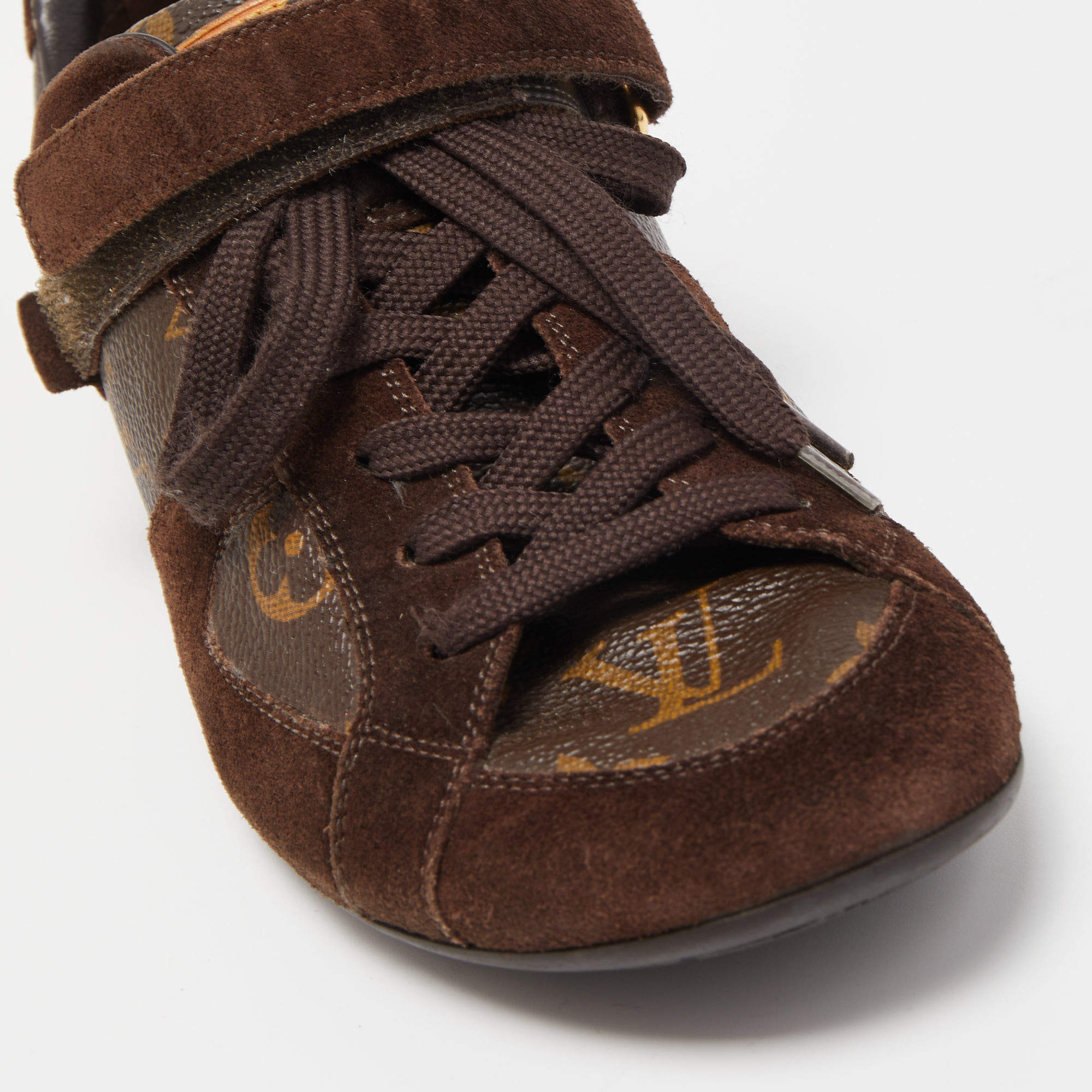 Pre-owned Louis Vuitton Brown Coated Canvas And Suede Speeding Low Top  Sneakers Size 37