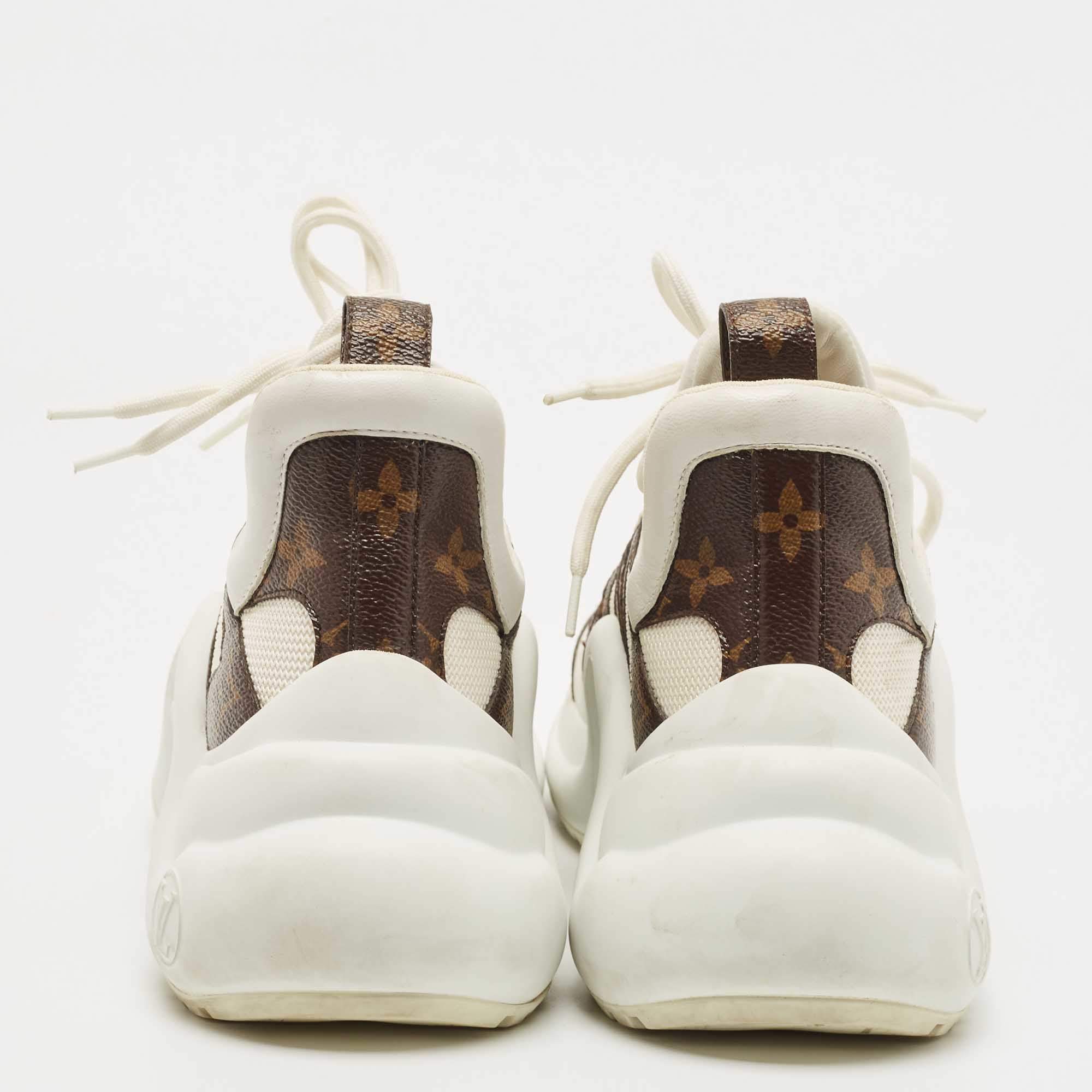 Archlight leather trainers Louis Vuitton White size 38.5 EU in Leather -  35876025