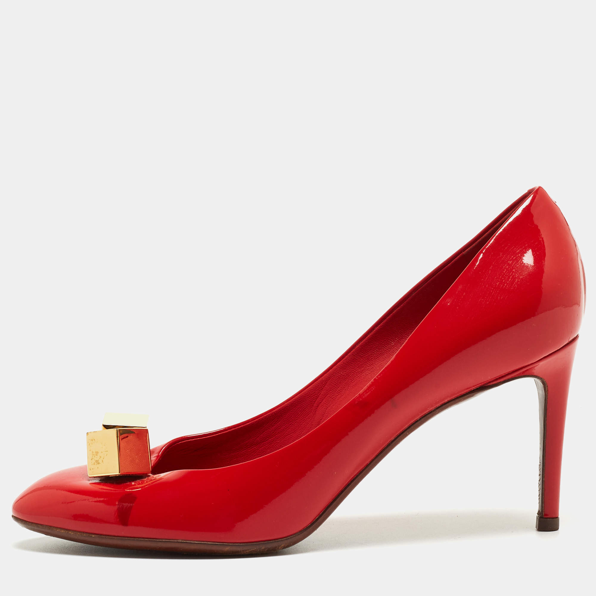 Pre Owned Louis Vuitton Red Patent Leather Dice Pumps Size 37.5
