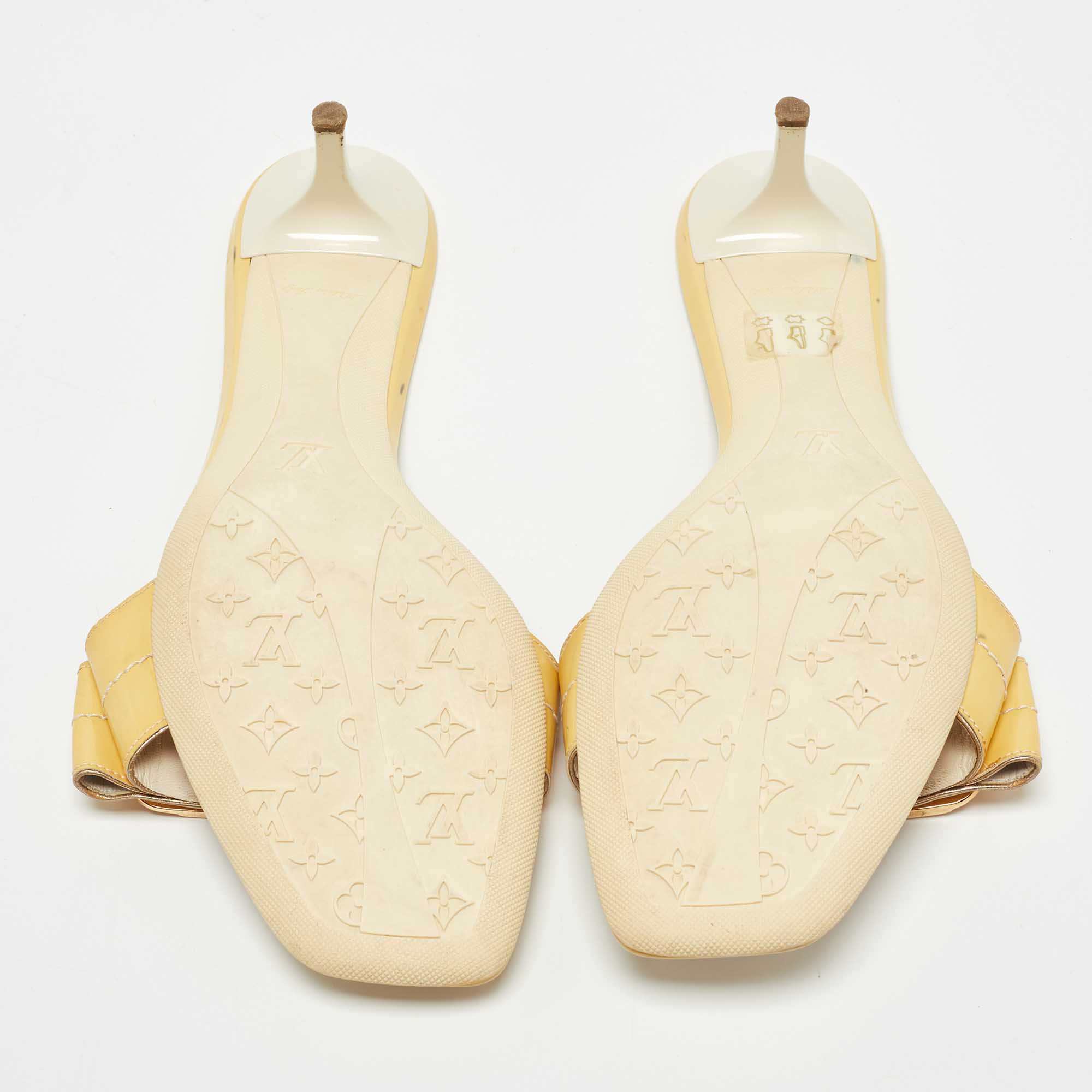 Pre Owned Louis Vuitton Yellow Patent Leather Slide Sandals Size 41