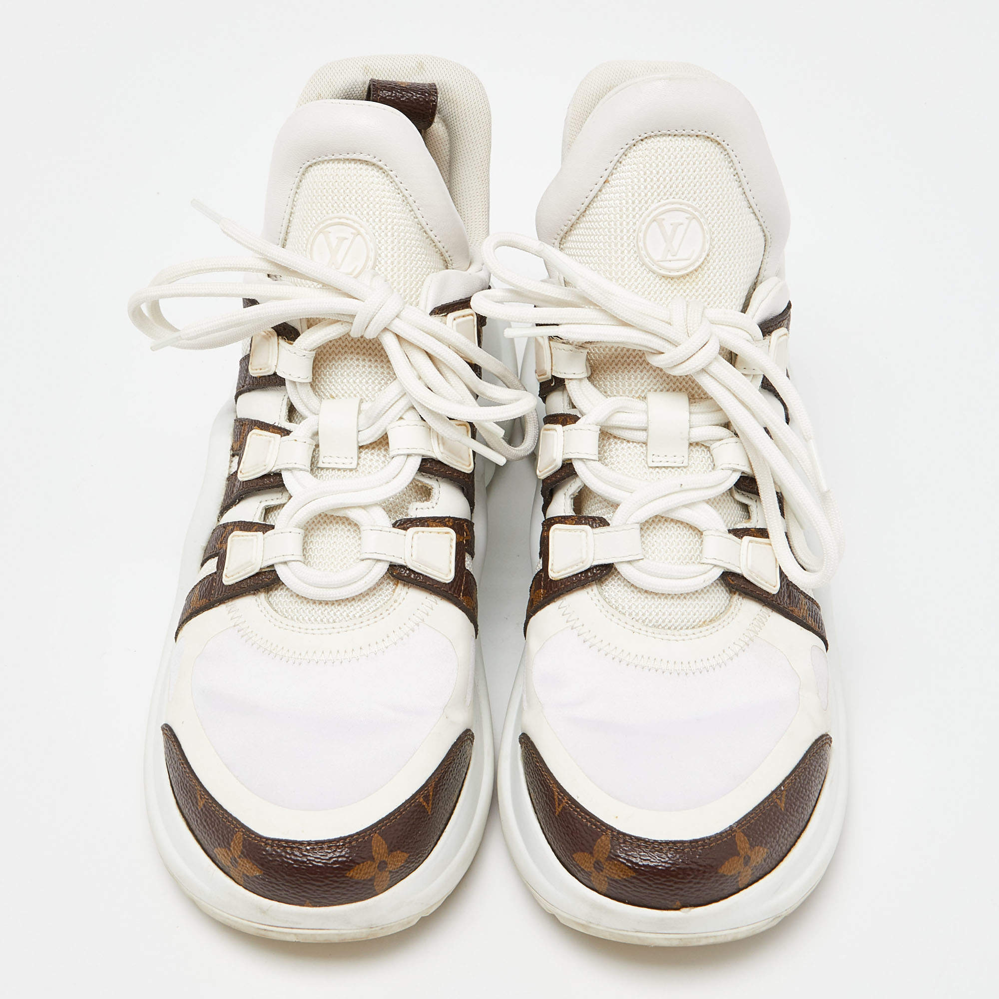 Louis Vuitton® LV Archlight Sneaker White. Size 40.0