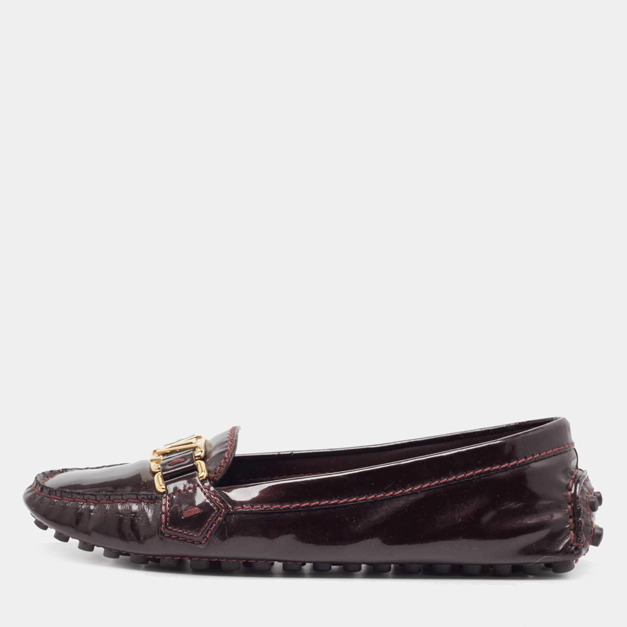 Pre Owned Louis Vuitton Burgundy Patent Oxford Loafers Size 37