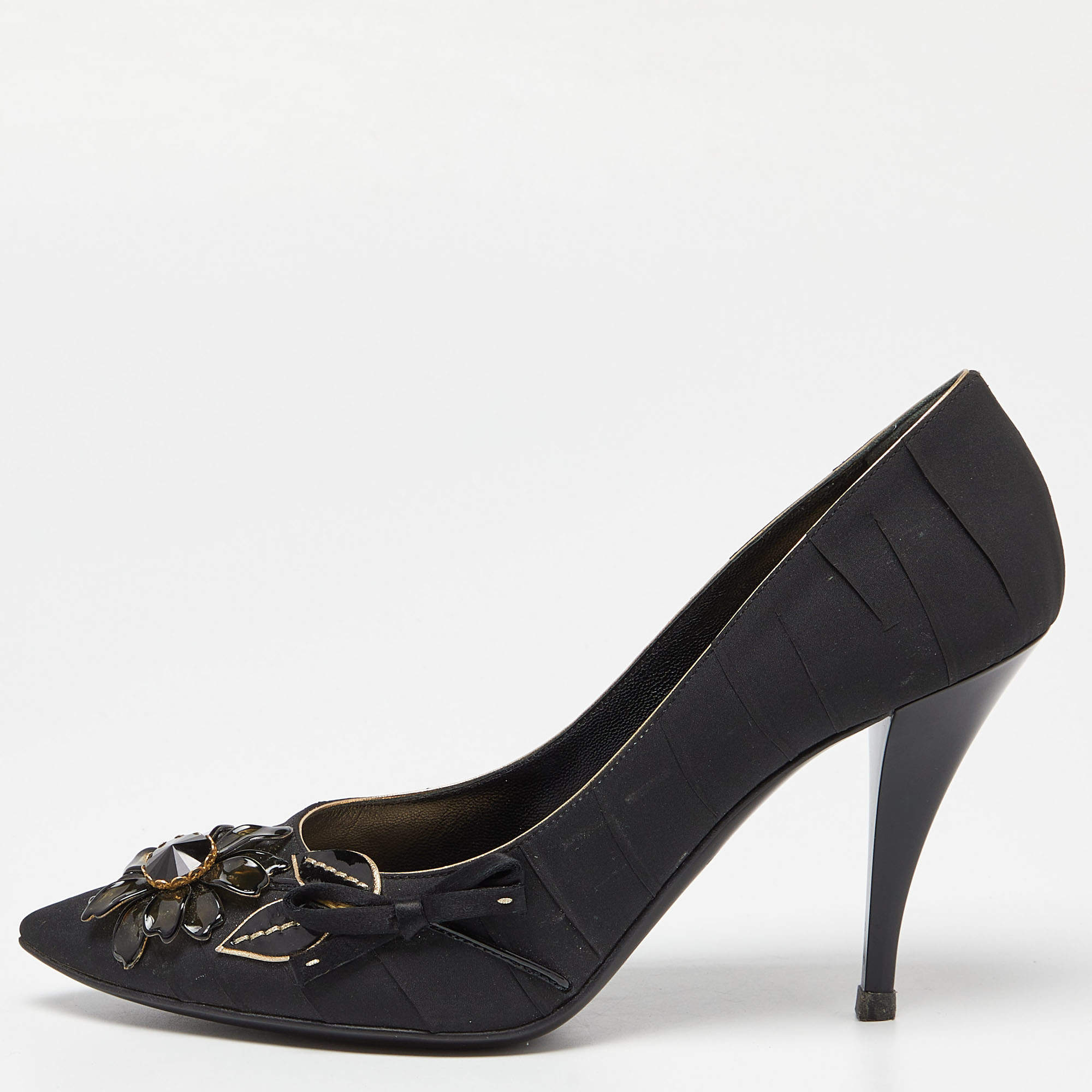 Pre Owned Louis Vuitton Black Pleated Satin Pointed Flower Embellished Pumps Size 37.5
