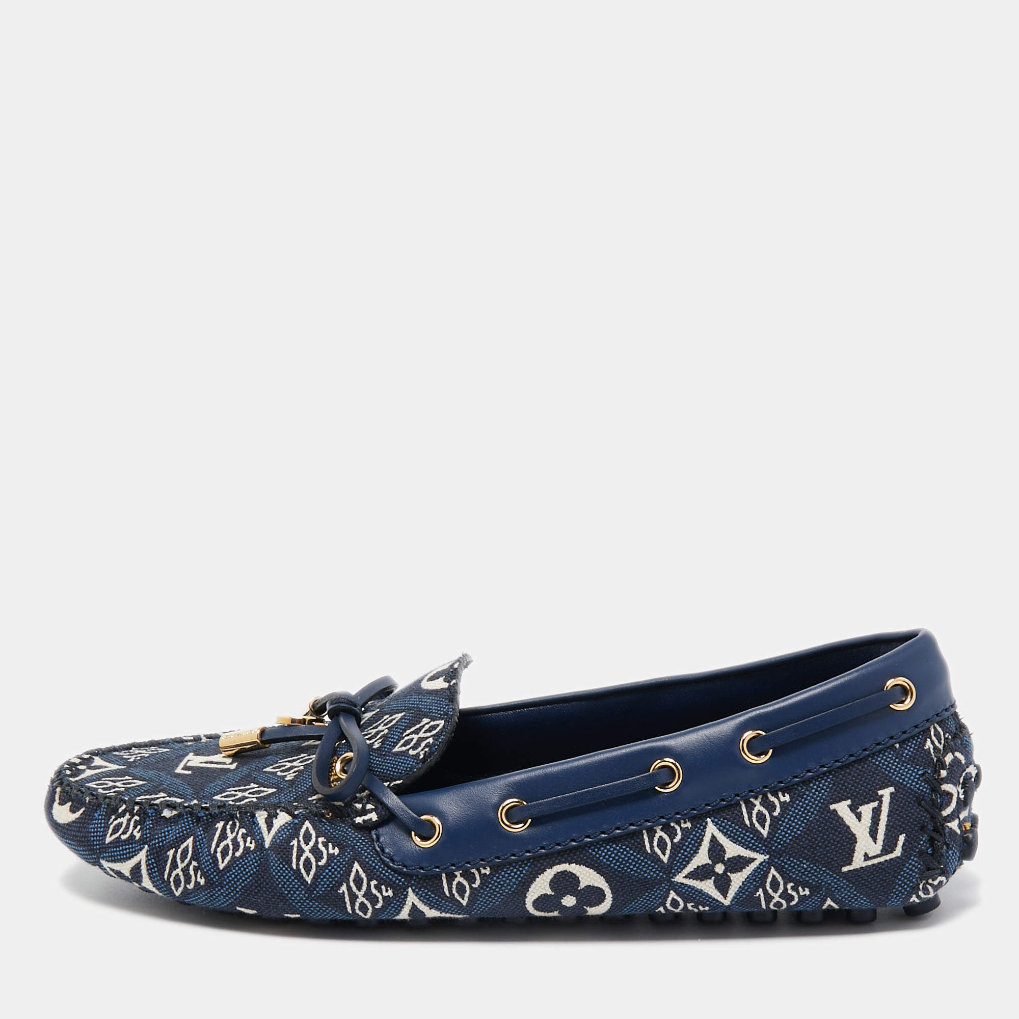 مملوكة مسبقًا Louis Vuitton Navy Blue Monogram Jacquard 1854 Gloria Loafers Size 37