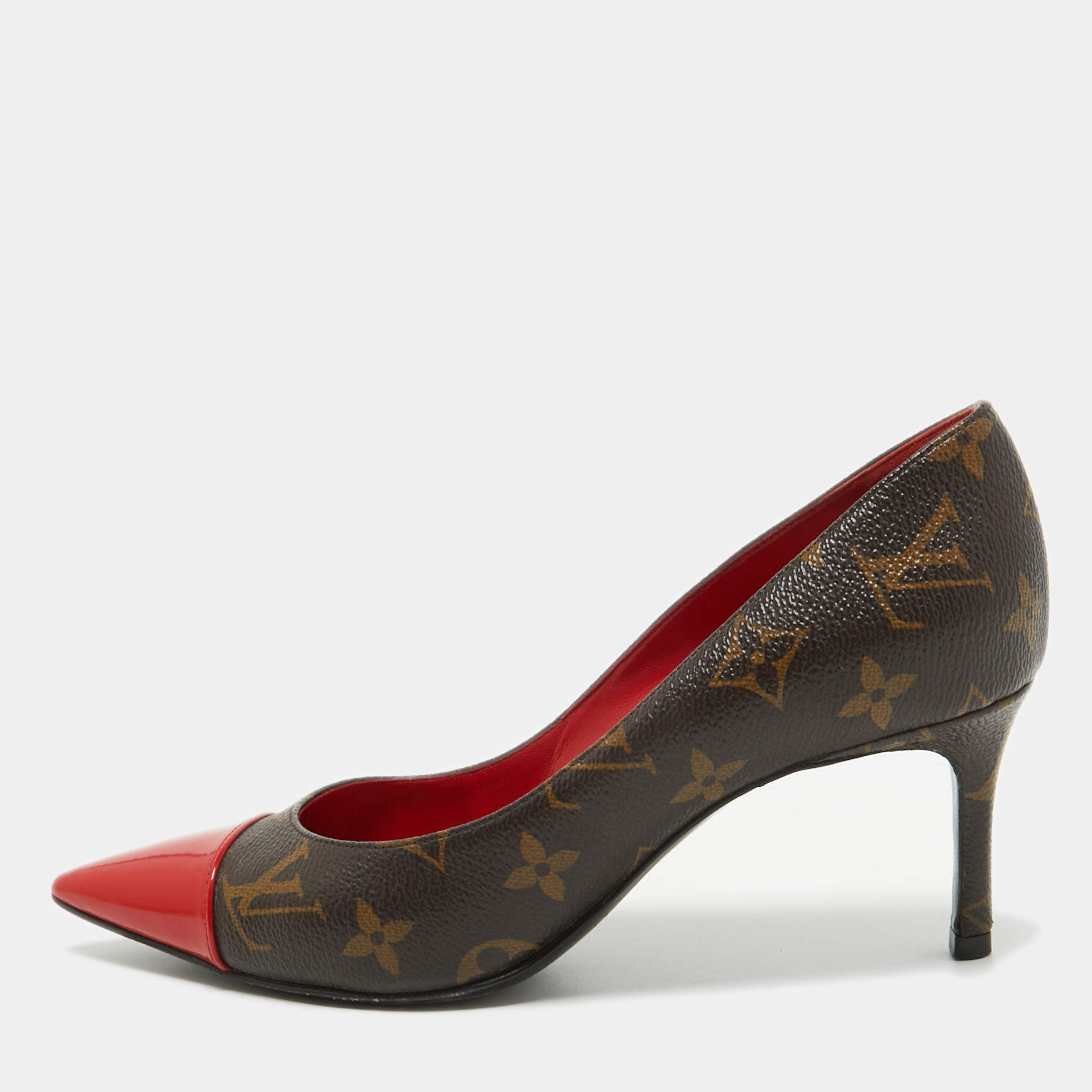 مملوكة مسبقًا Louis Vuitton Brown/Red Monogram Canvas and Patent Fetish Pumps Size 37
