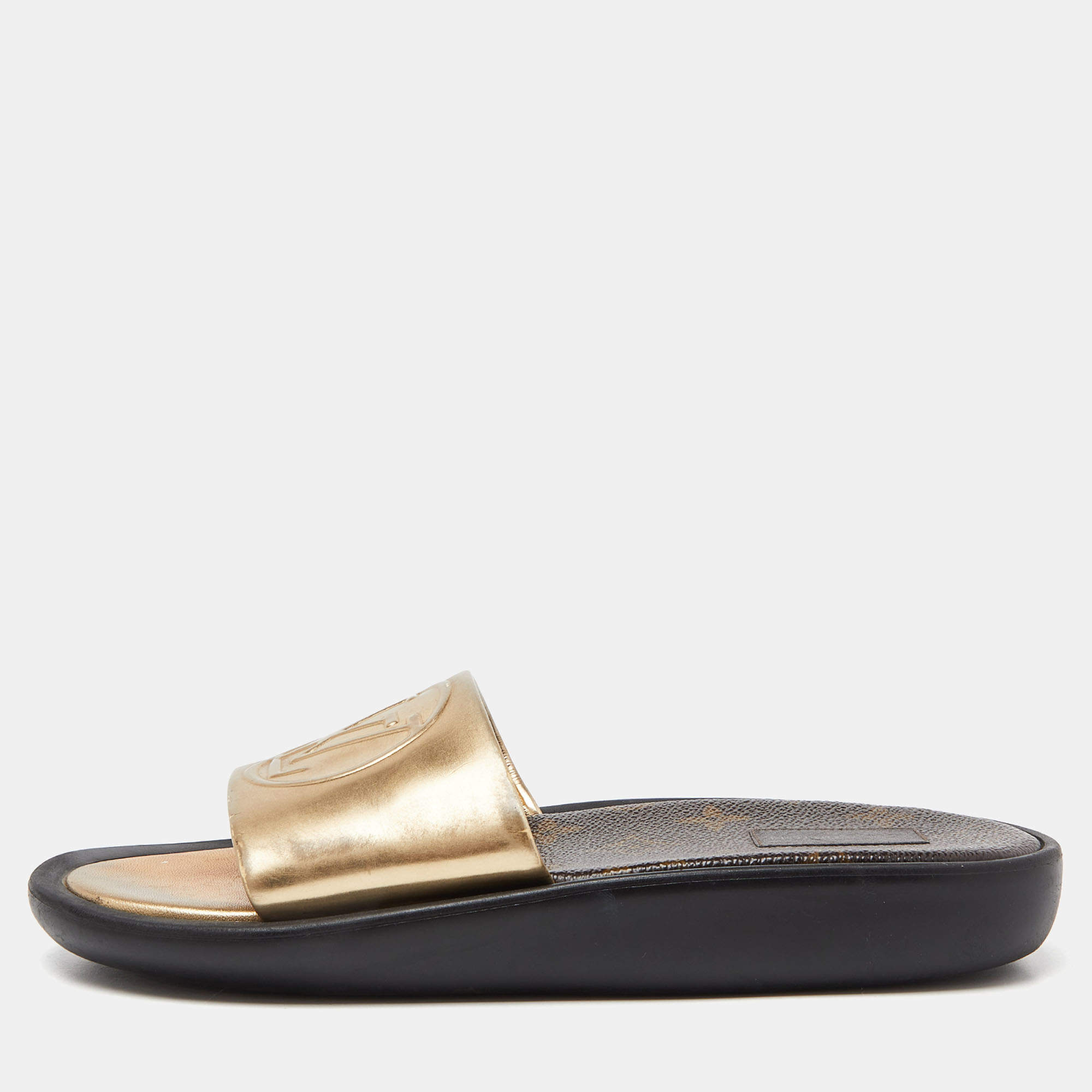 Louis Vuitton Gold Leather Sunbath Flat Slides Size 36