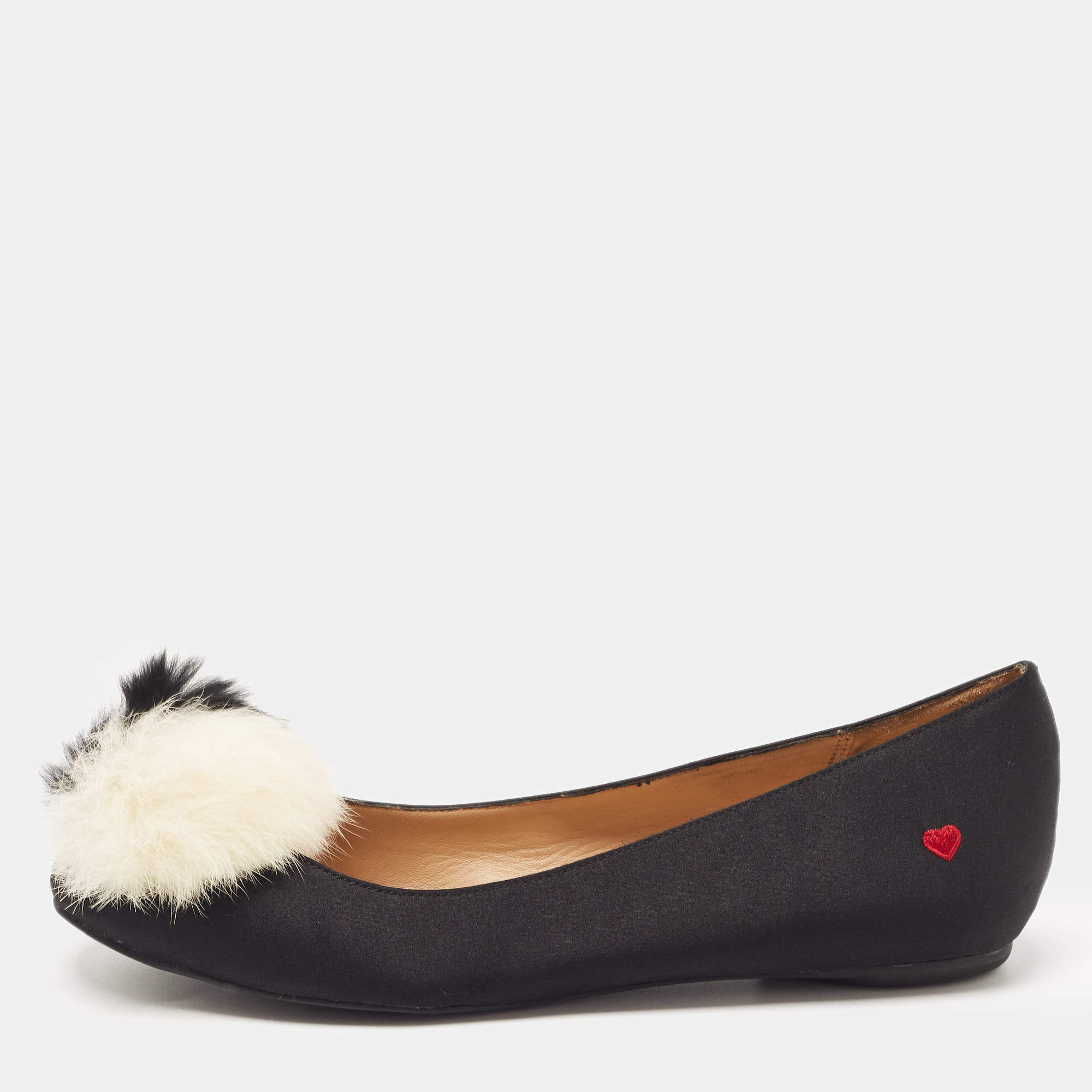 Black pom clearance pom flats