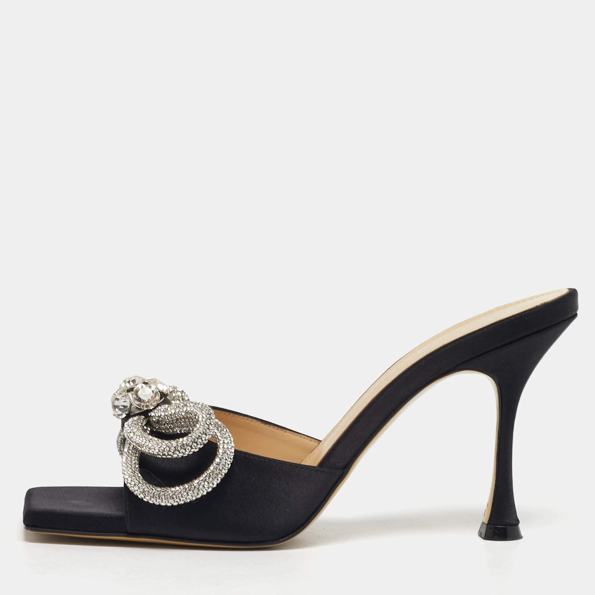 Pre Owned صندل مفتوح ماك أند ماك جلد لامع أحمر مع فيونكة مزدوجة مرصّعة بالكريستال مقاس 40.5