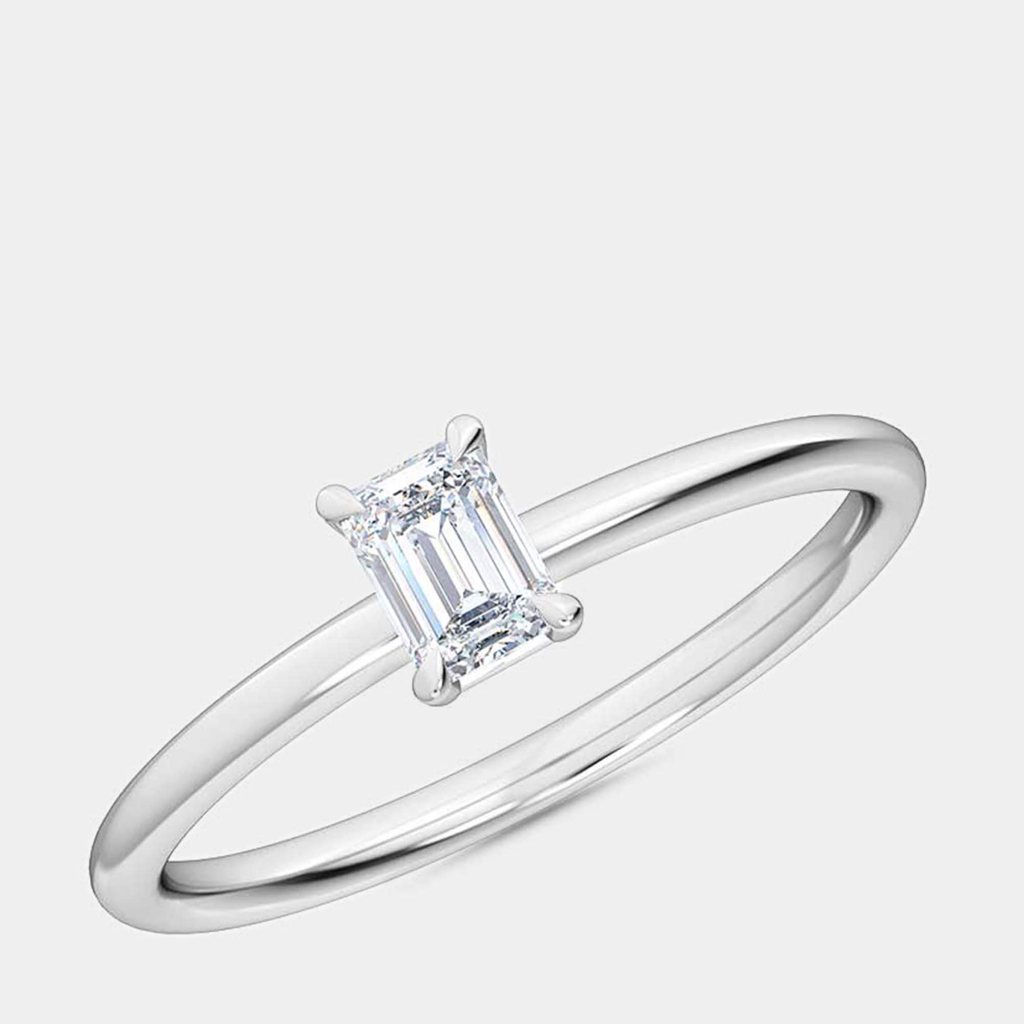 14K Emerald Petite Ring (1/4 ctw) US 7