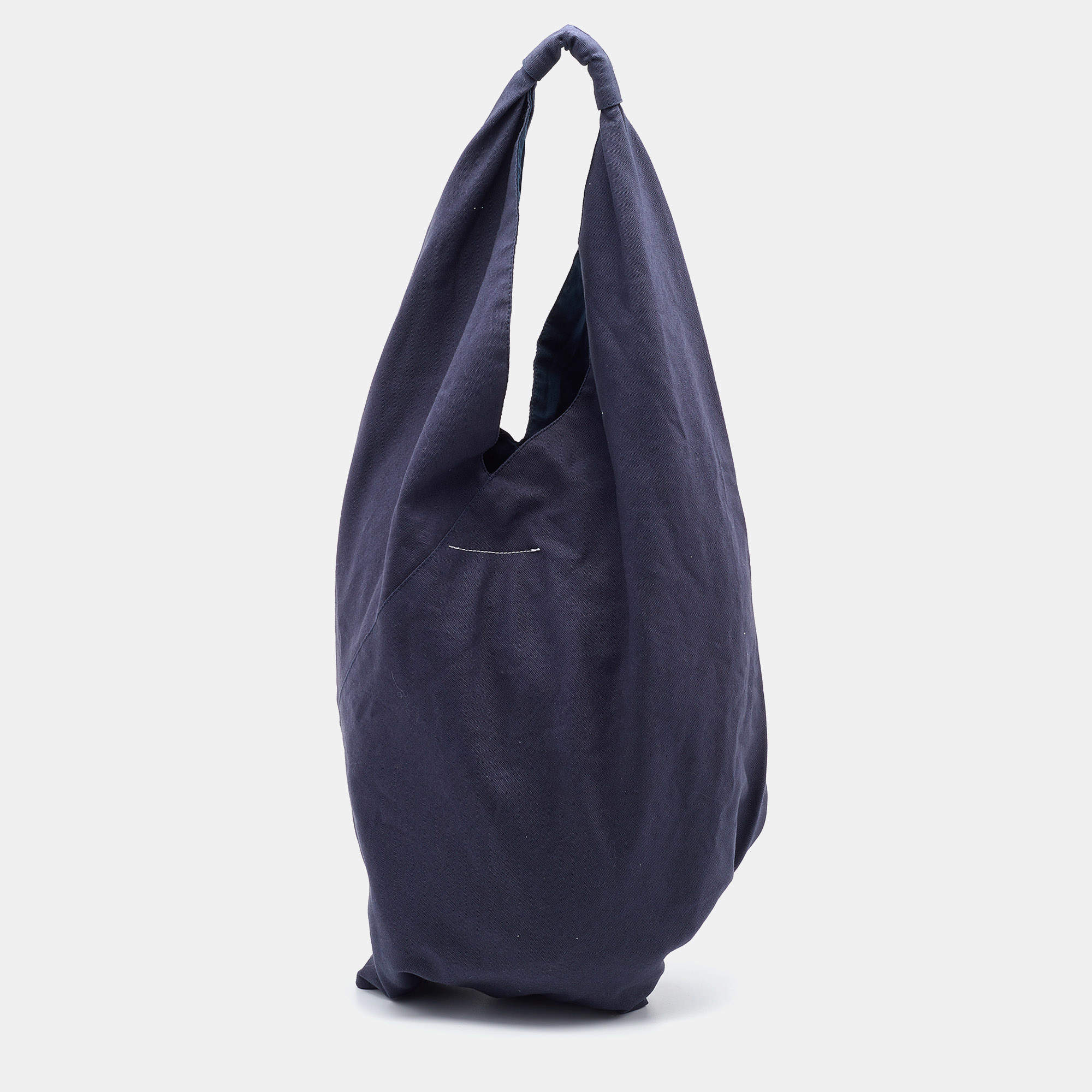 Pre Owned Maison Martin Margiela Navy Blue Fabric Hobo