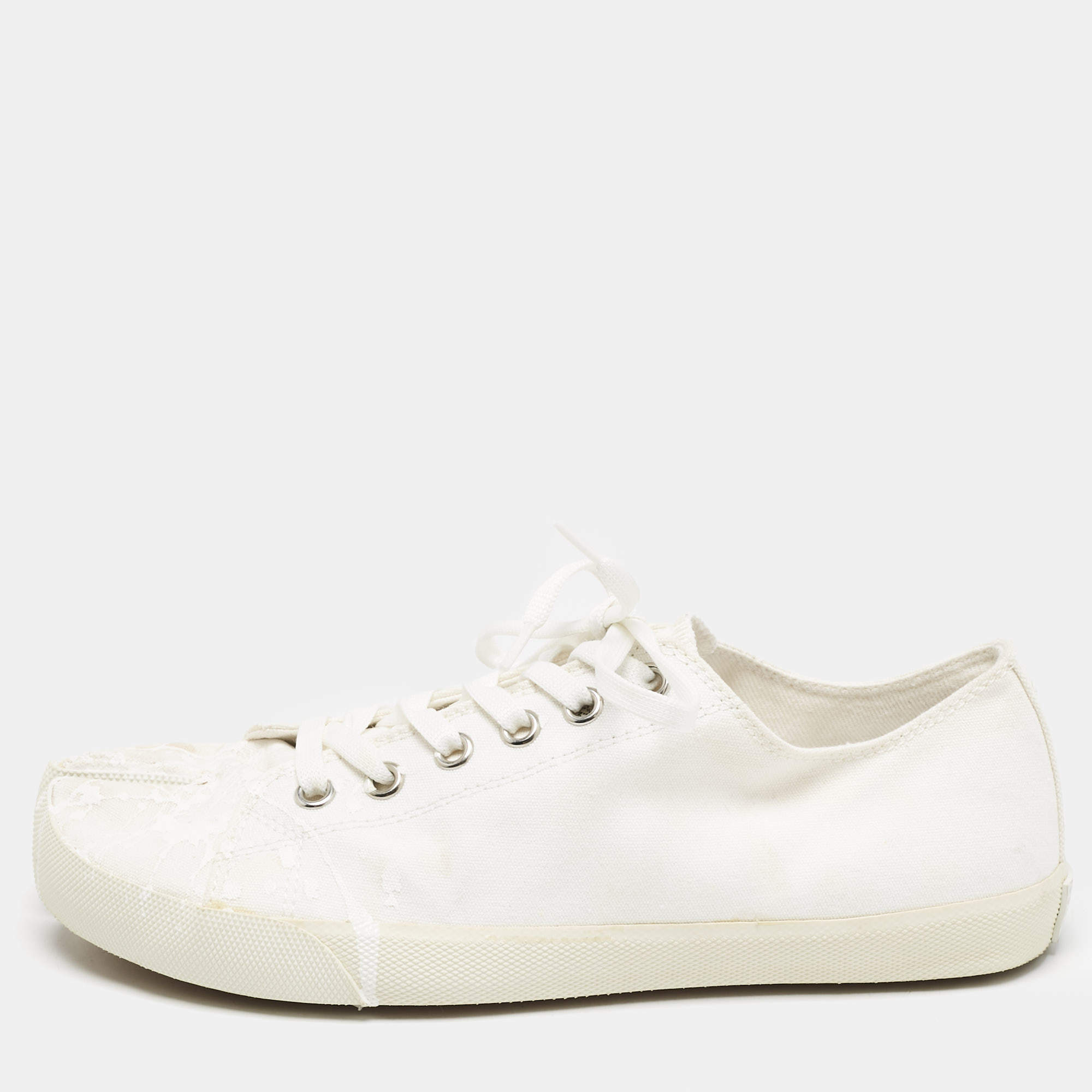 Pre Owned Maison Martin Margiela White  Canvas Tabi Low Top Sneakers Size 41